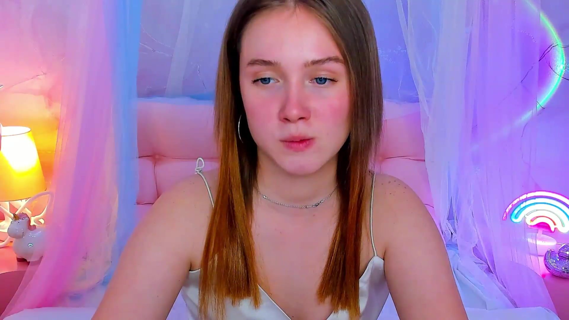 Gallery image thumbnail from Beatrizz's myfreecams stream on, 05/05/2026, 15:24 image 6 of 20
