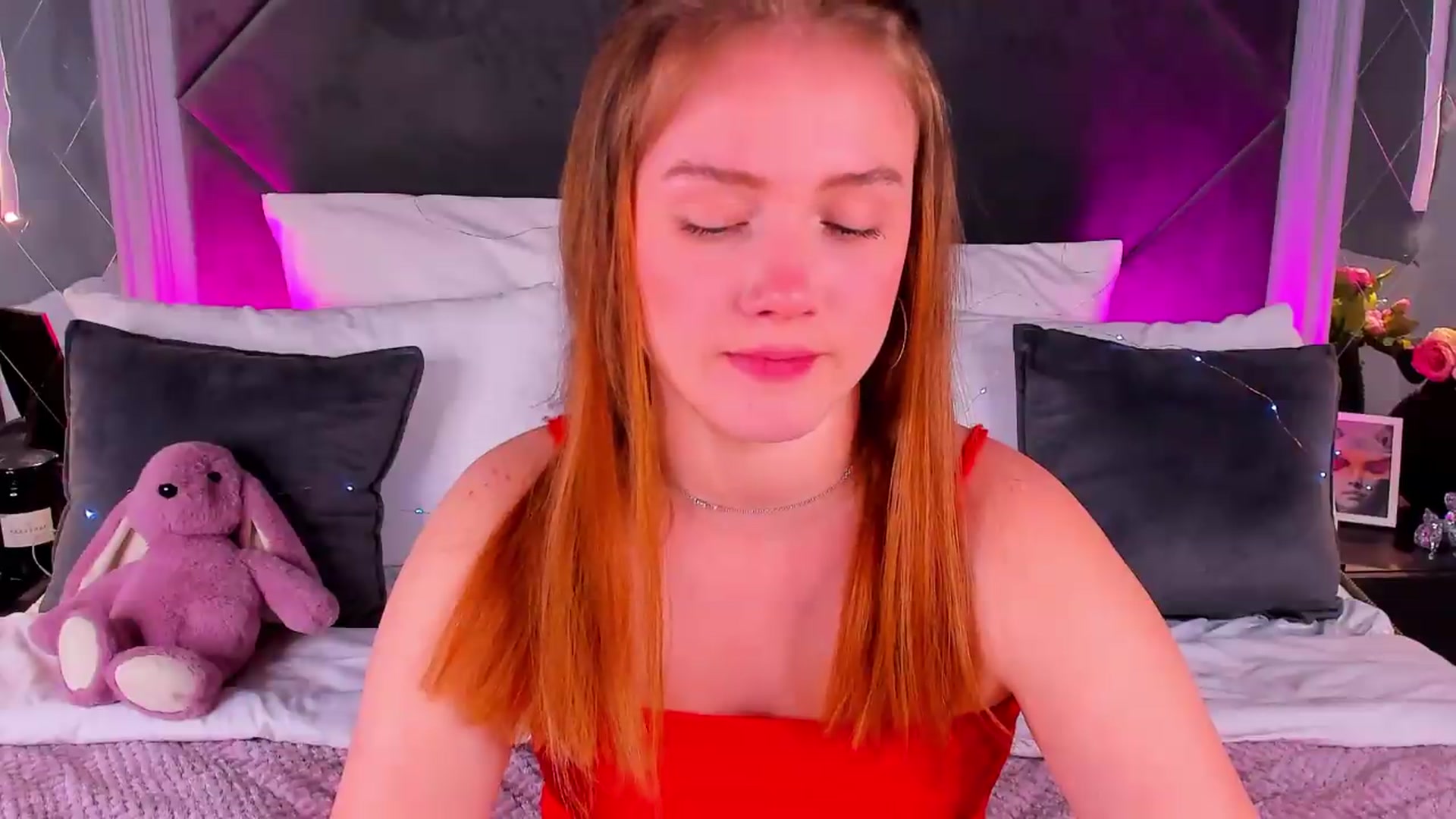Gallery image thumbnail from Beatrizz's myfreecams stream on, 05/07/2026, 14:28 image 7 of 20