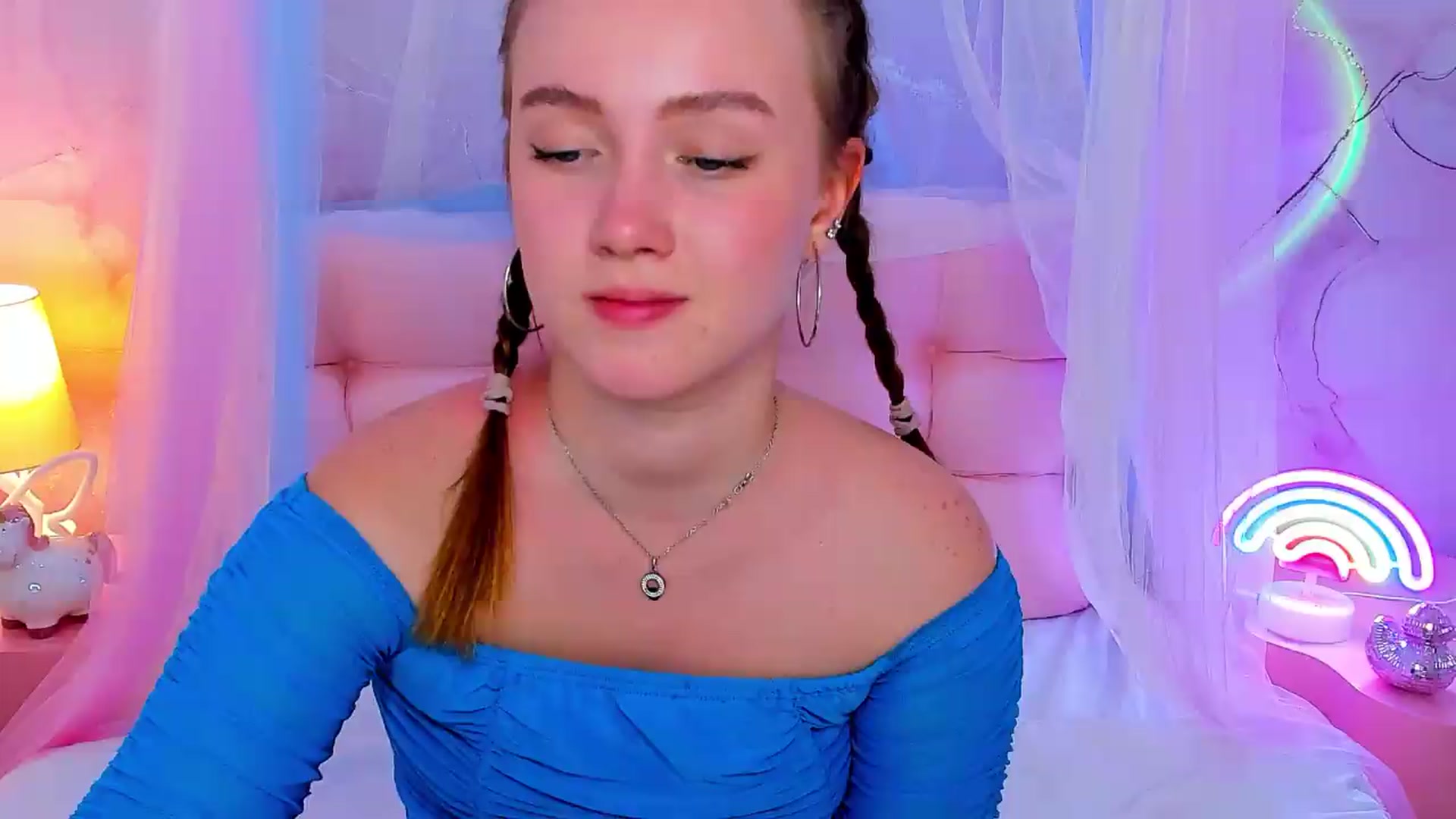 Gallery image thumbnail from Beatrizz's myfreecams stream on, 05/08/2026, 07:54 image 14 of 20