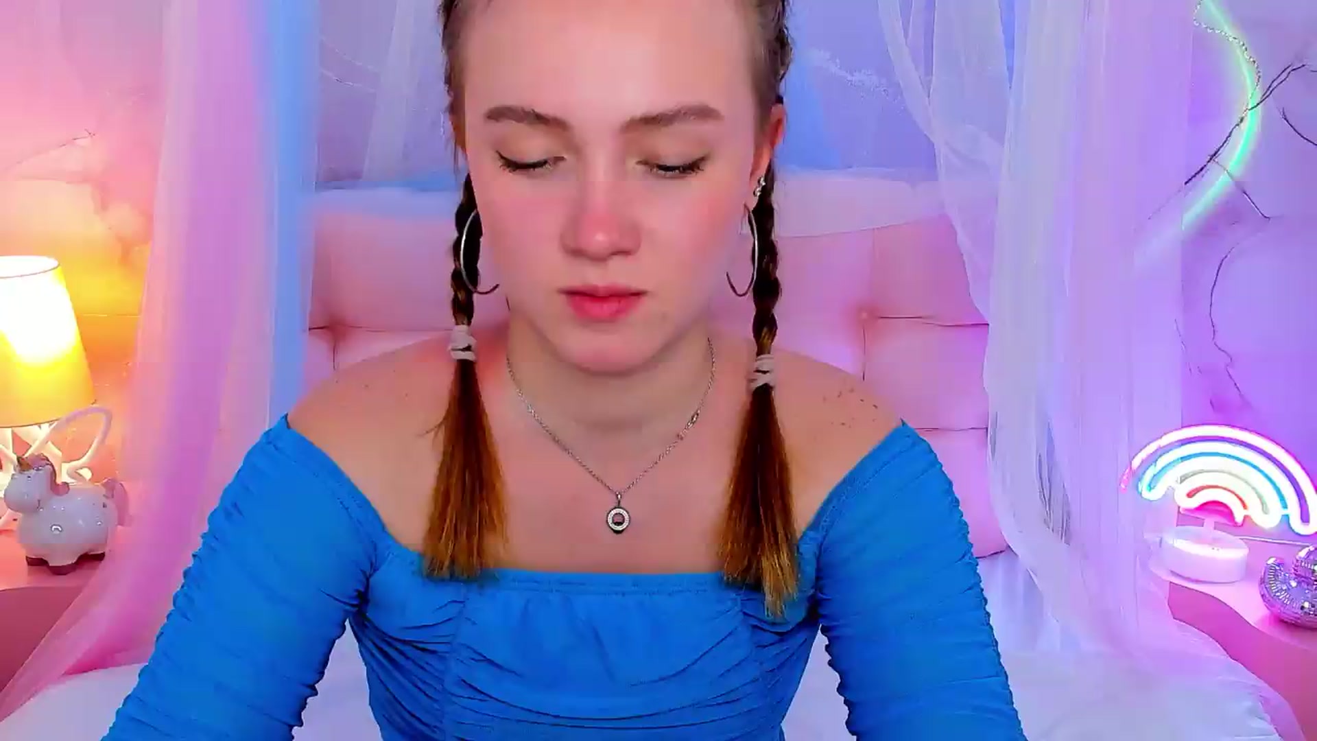 Gallery image thumbnail from Beatrizz's myfreecams stream on, 05/08/2026, 07:54 image 11 of 20
