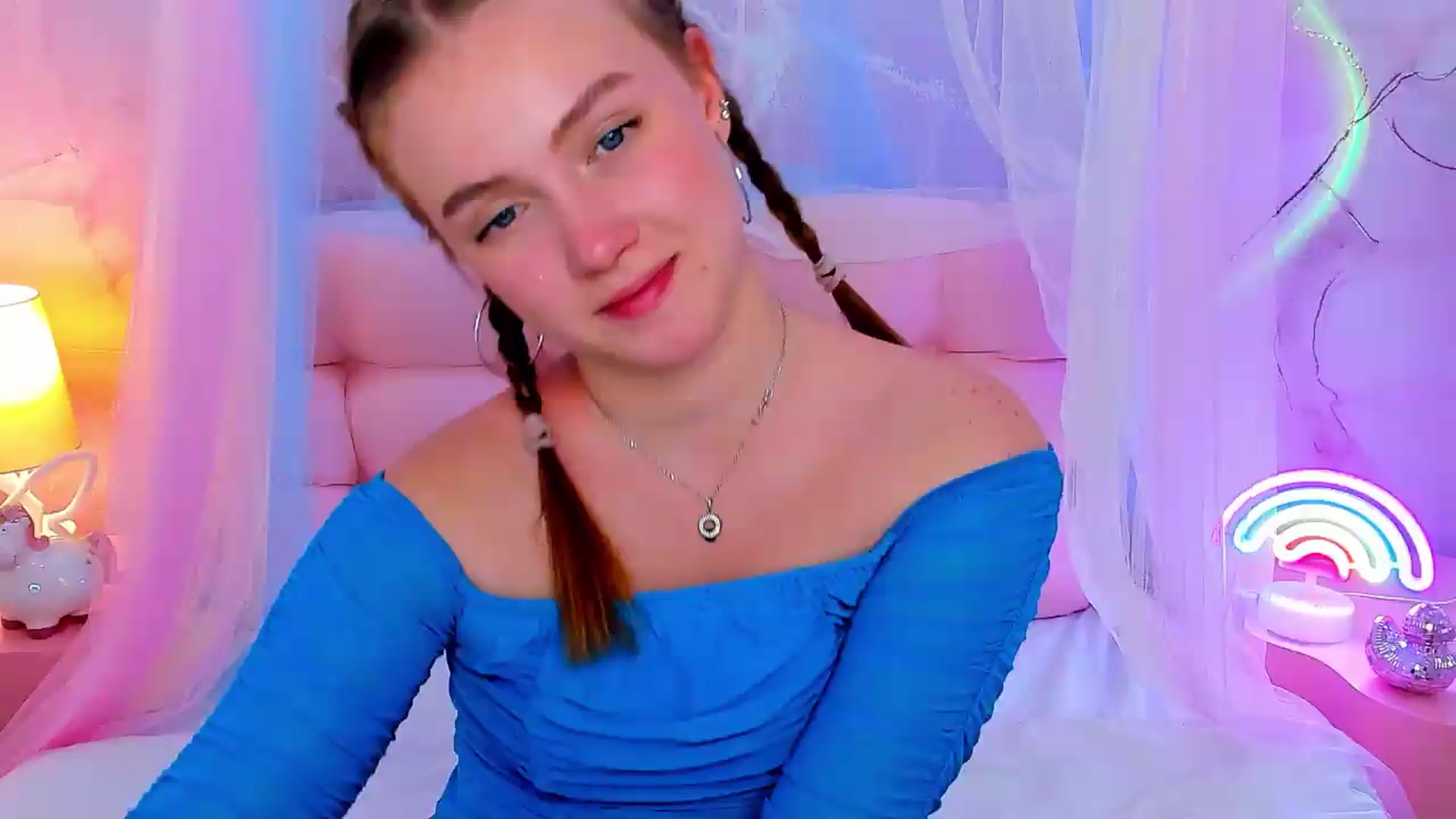 Gallery image thumbnail from Beatrizz's myfreecams stream on, 05/08/2026, 07:54 image 17 of 20