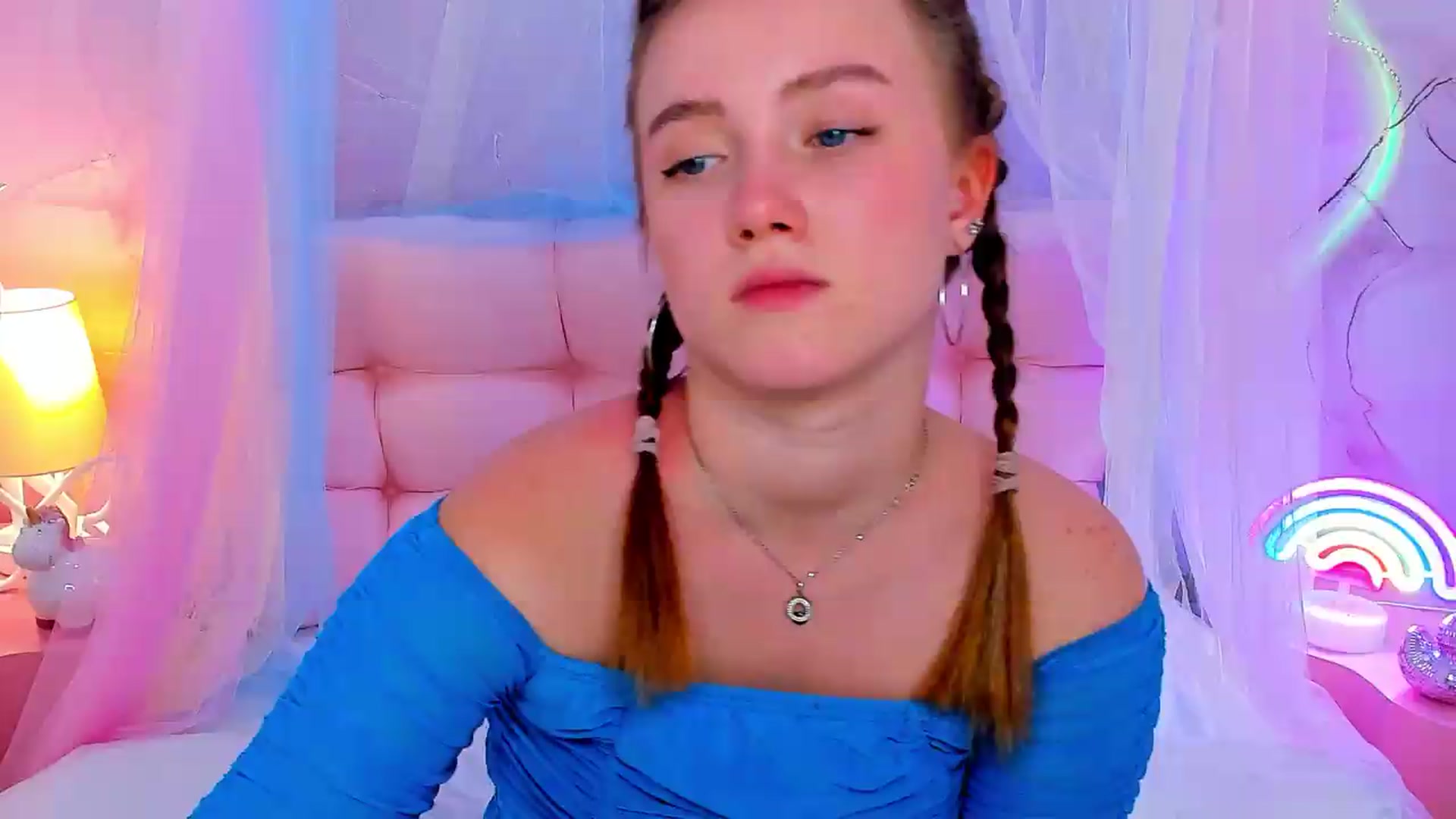 Gallery image thumbnail from Beatrizz's myfreecams stream on, 05/08/2026, 09:00 image 5 of 20