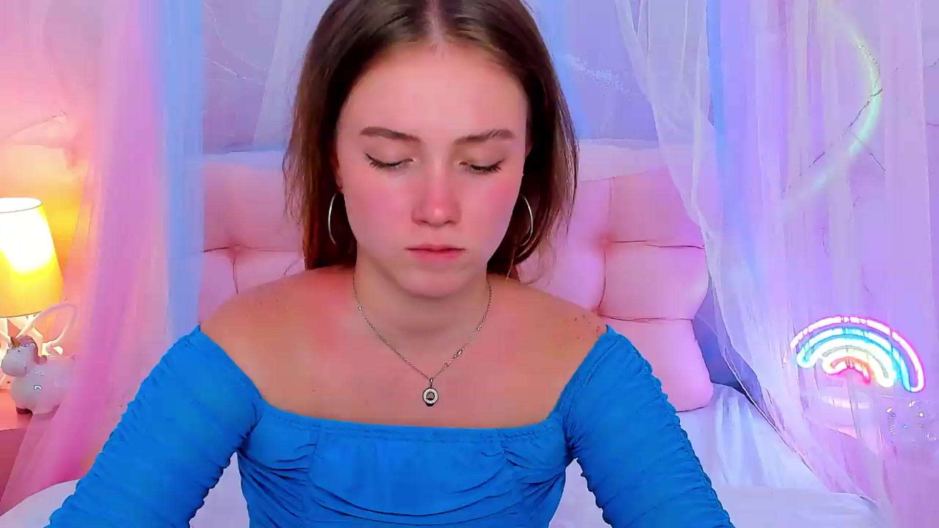 Gallery image thumbnail from Beatrizz's myfreecams stream on, 05/08/2026, 11:48 image 4 of 20