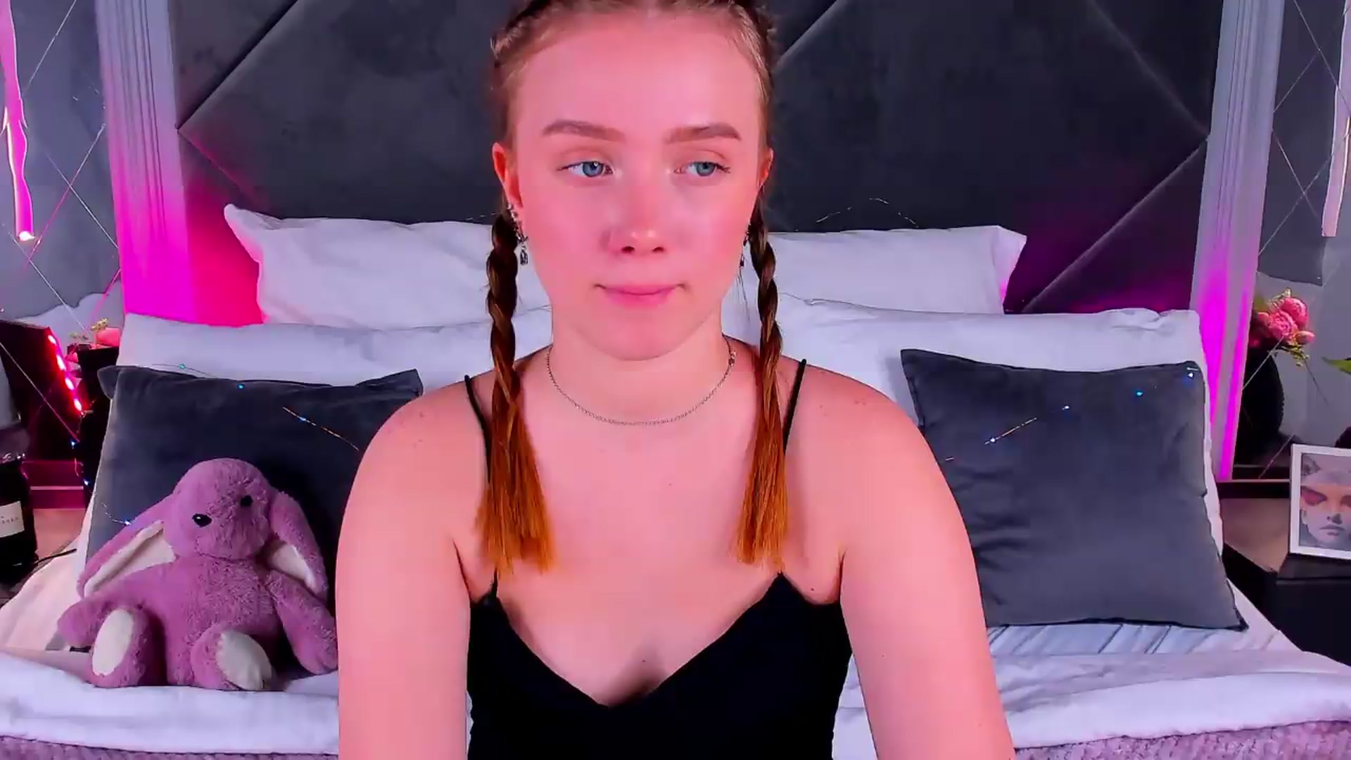 Gallery image thumbnail from Beatrizz's myfreecams stream on, 05/13/2026, 14:29 image 5 of 20