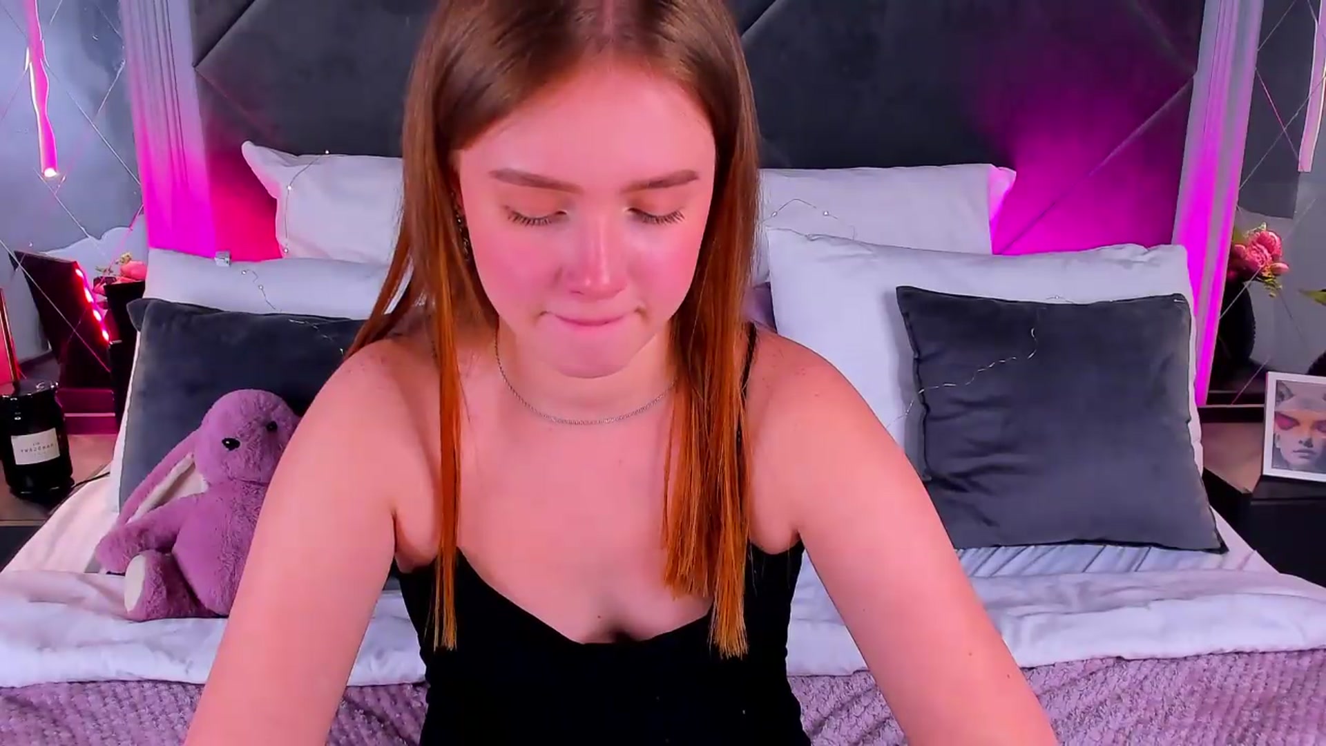 Gallery image thumbnail from Beatrizz's myfreecams stream on, 05/13/2026, 15:49 image 8 of 20
