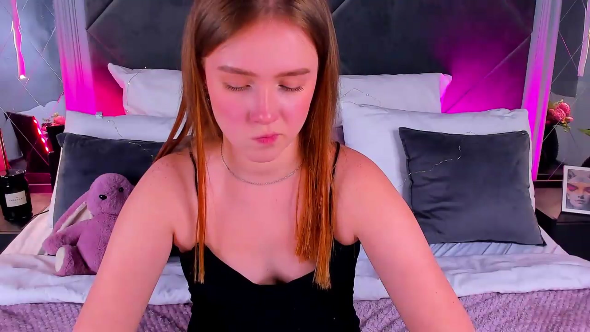 Gallery image thumbnail from Beatrizz's myfreecams stream on, 05/13/2026, 15:49 image 7 of 20