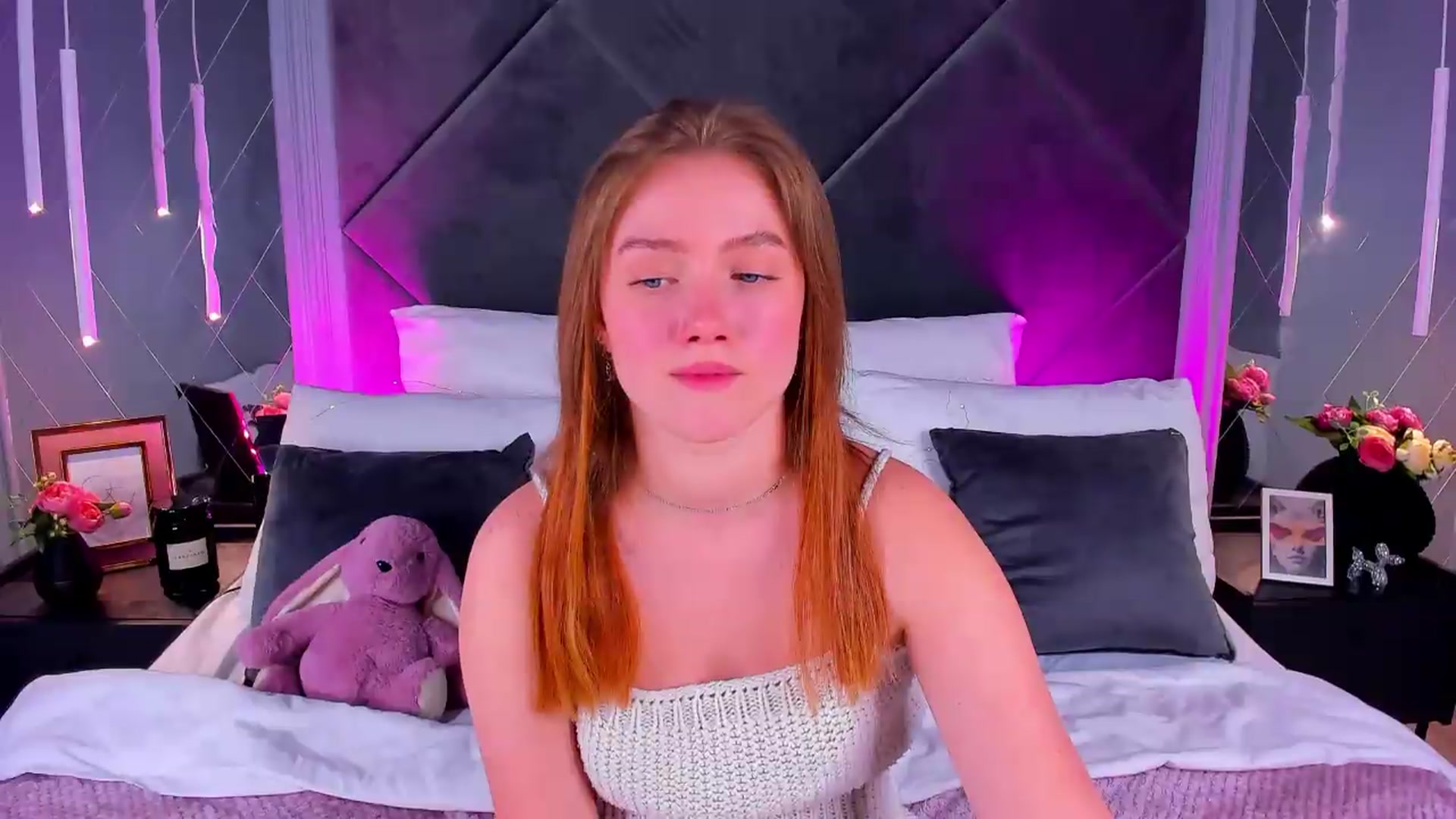 Gallery image thumbnail from Beatrizz's myfreecams stream on, 05/14/2026, 14:11 image 17 of 20