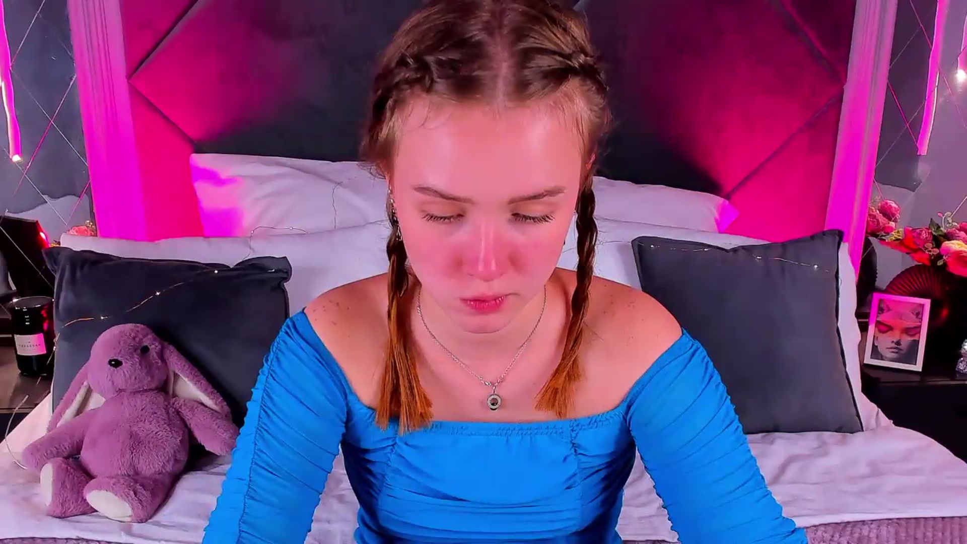Gallery image thumbnail from Beatrizz's myfreecams stream on, 05/20/2026, 18:37 image 16 of 20