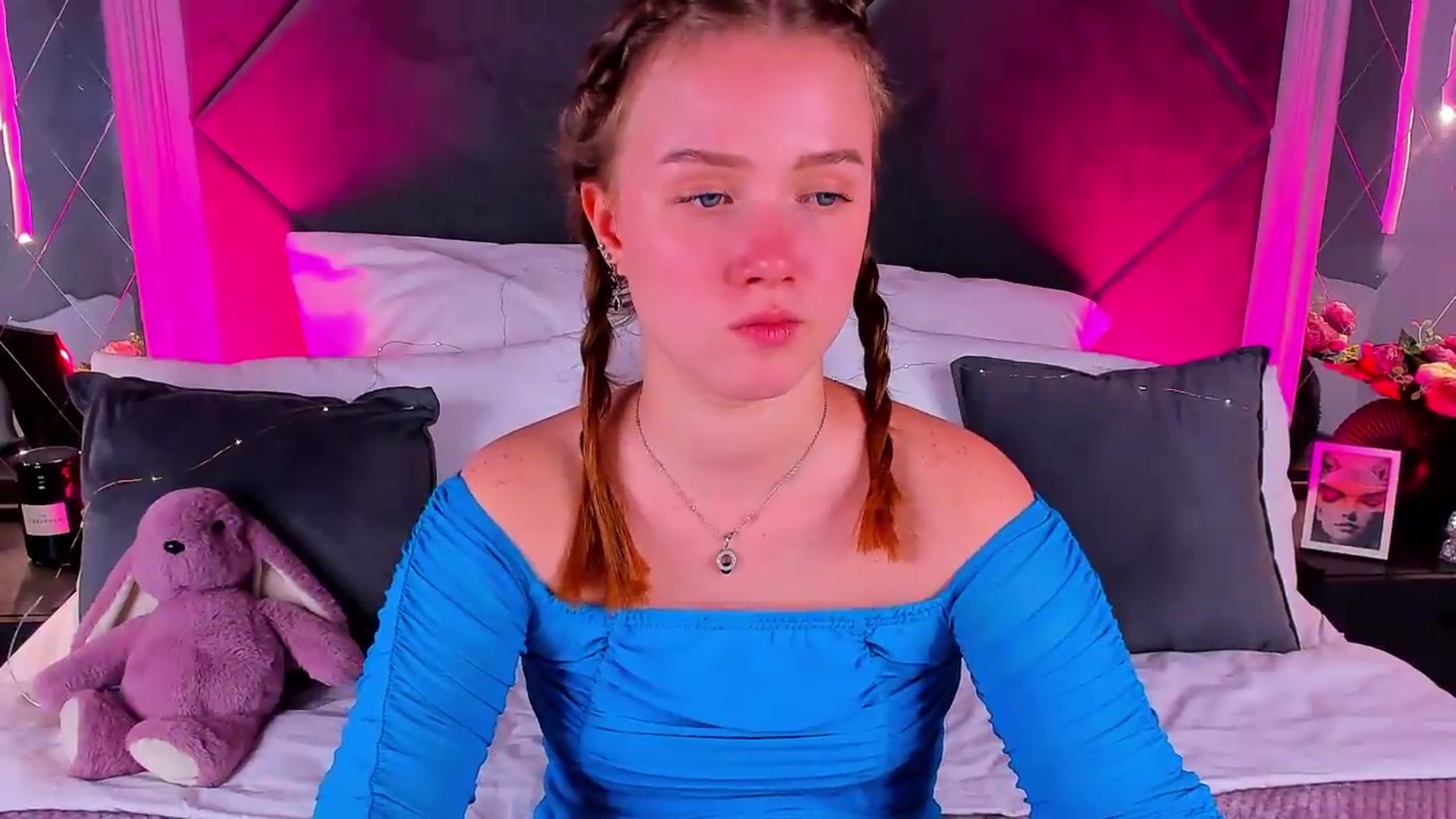 Gallery image thumbnail from Beatrizz's myfreecams stream on, 05/20/2026, 18:37 image 8 of 20
