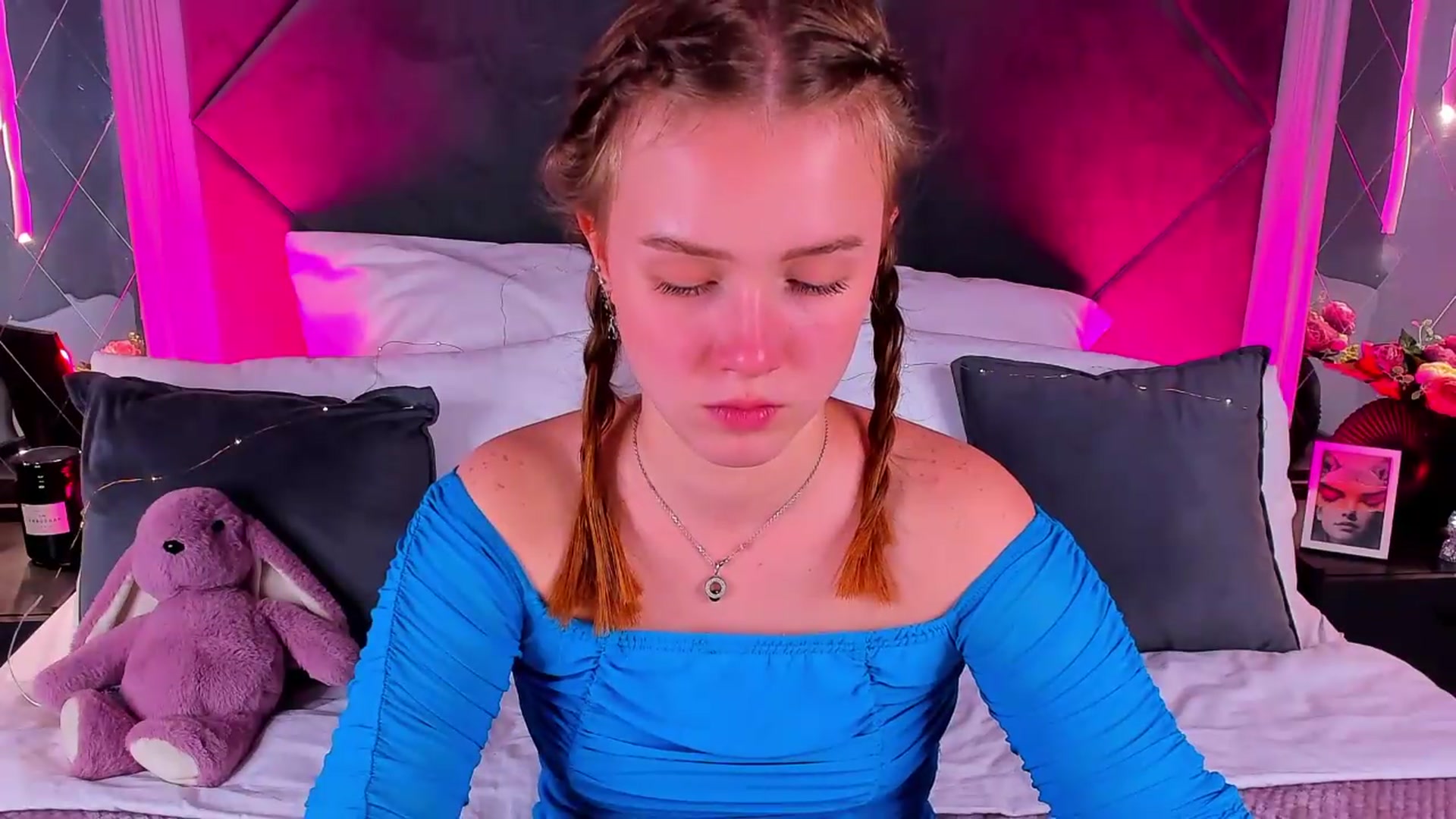Gallery image thumbnail from Beatrizz's myfreecams stream on, 05/20/2026, 18:37 image 11 of 20
