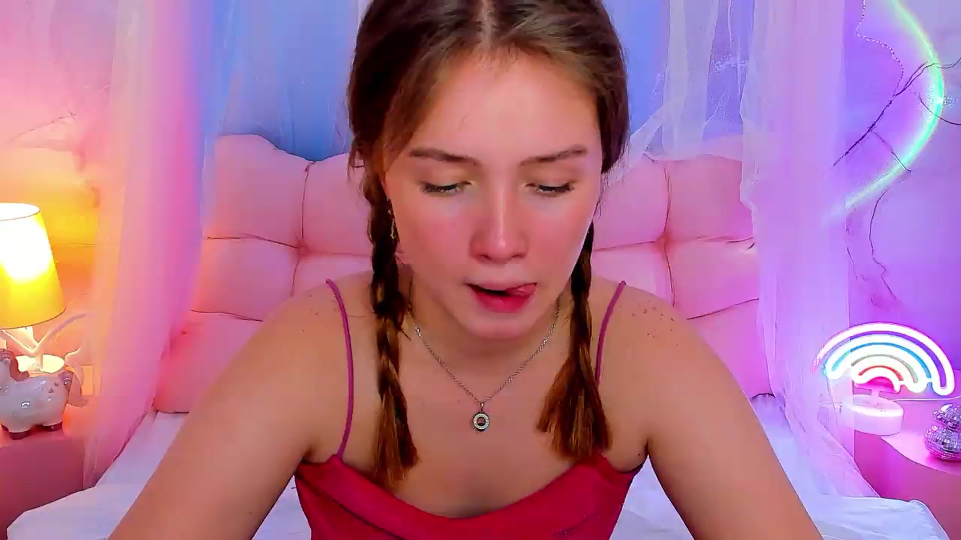 Gallery image thumbnail from Beatrizz's myfreecams stream on, 05/23/2026, 09:00 image 17 of 20