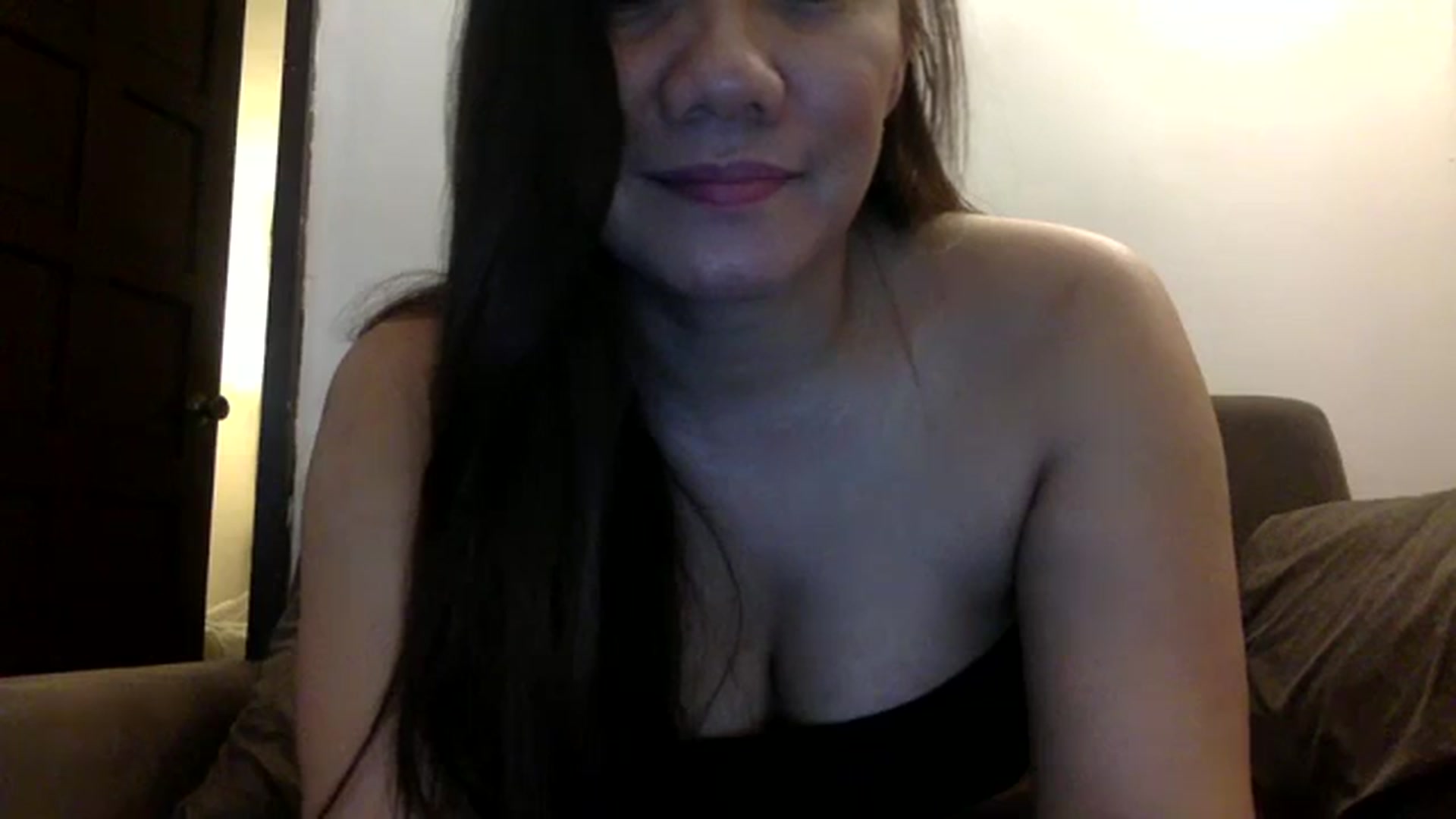 Gallery image thumbnail from Beauteousbabe's myfreecams stream on, 10/25/2023, 14:01 image 10 of 20