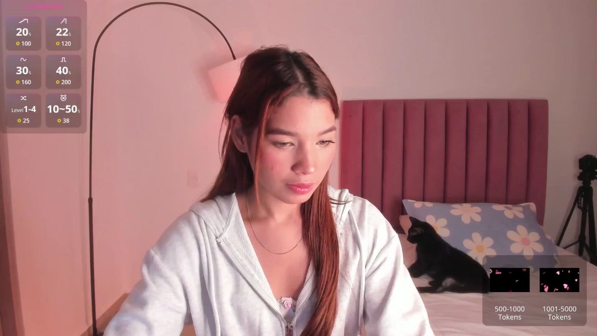 Gallery image thumbnail from BeautyAngel18's myfreecams stream on, 10/27/2025, 23:12 image 13 of 20