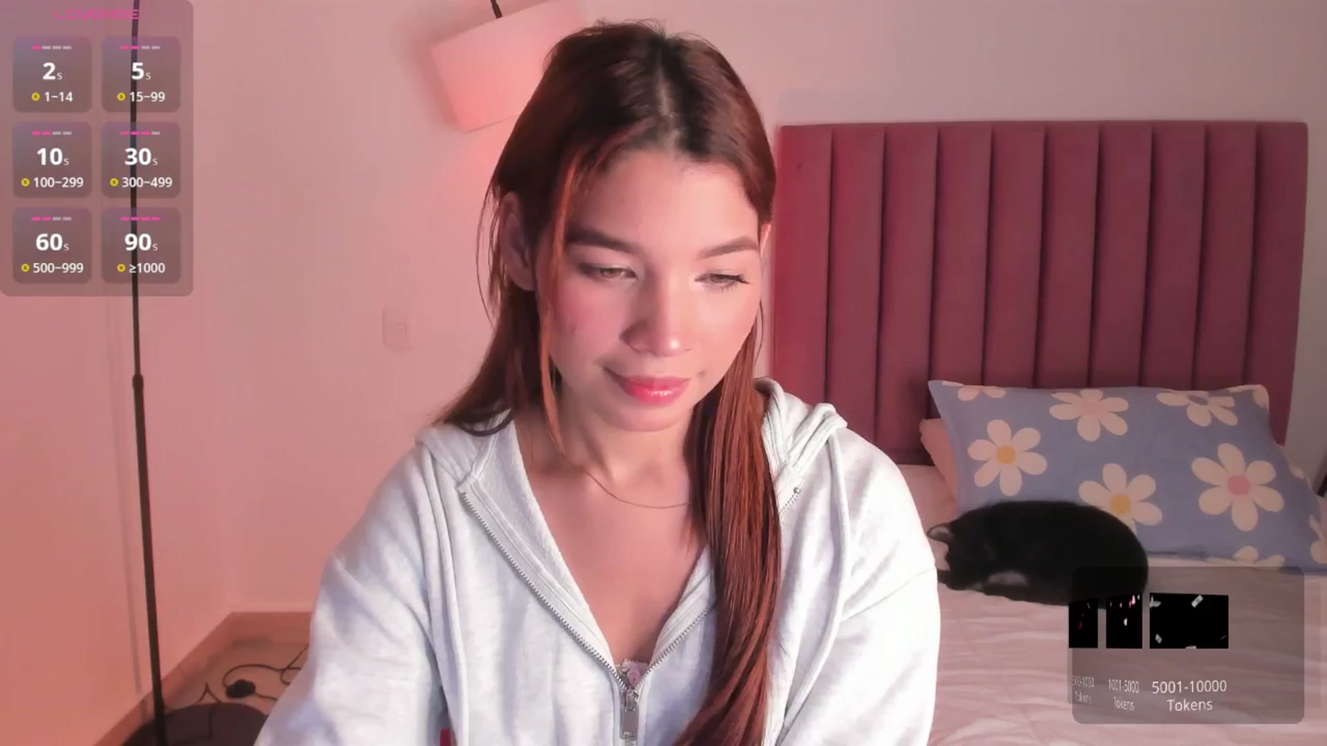 Gallery image thumbnail from BeautyAngel18's myfreecams stream on, 10/27/2025, 23:12 image 8 of 20