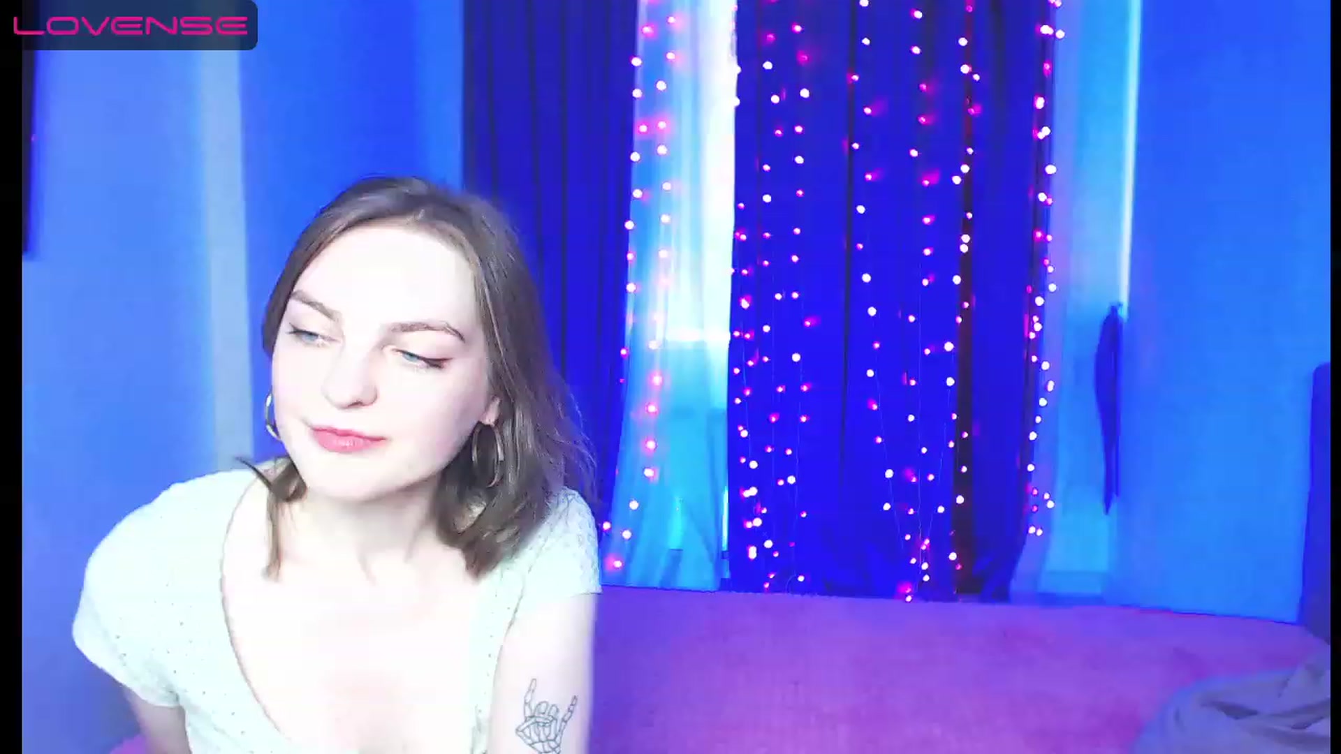 Gallery image thumbnail from Beauty_Mila9's myfreecams stream on, 05/19/2023, 13:01 image 2 of 20