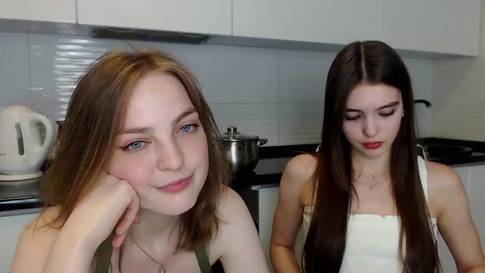 Gallery image thumbnail from Beauty_Mila9's myfreecams stream on, 06/15/2023, 17:45 image 18 of 20