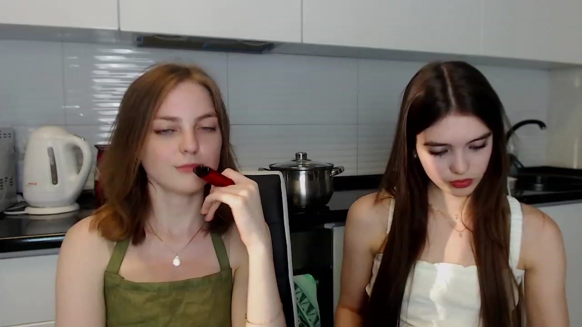 Gallery image thumbnail from Beauty_Mila9's myfreecams stream on, 06/15/2023, 17:45 image 8 of 20