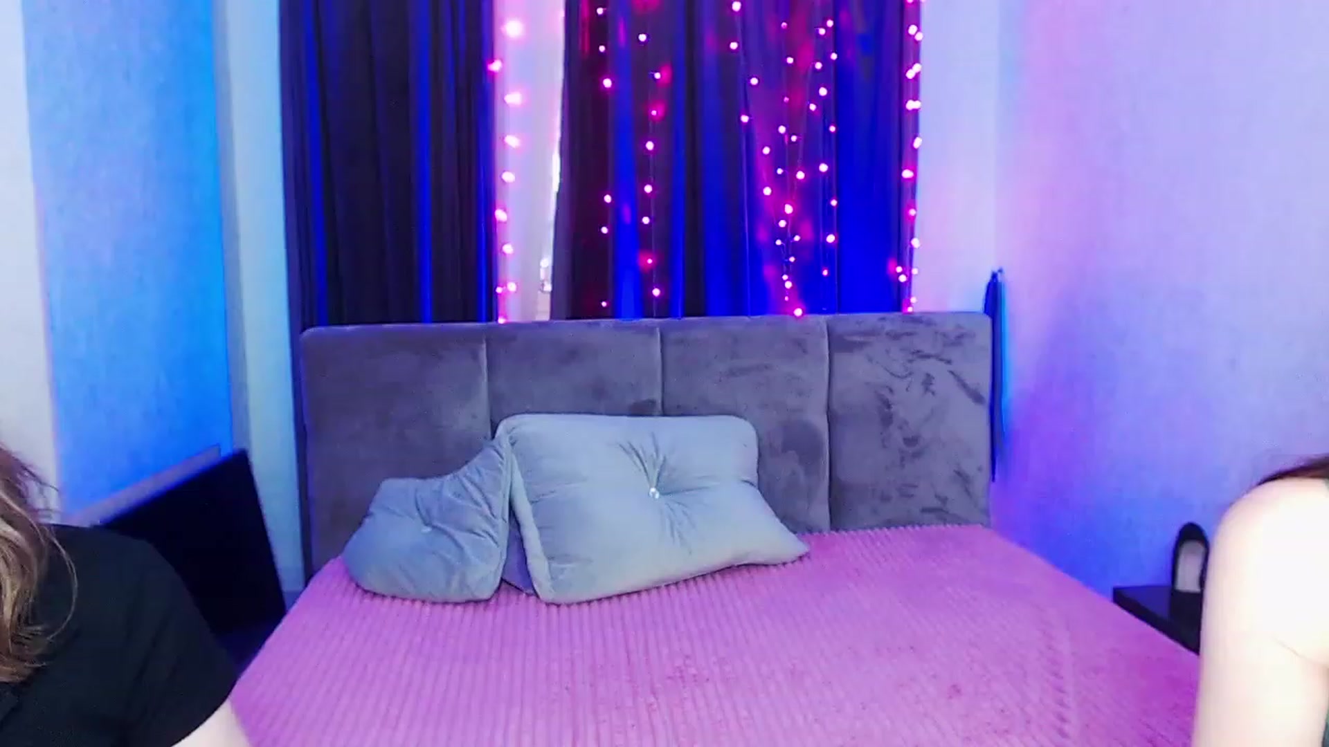 Gallery image thumbnail from Beauty_Mila9's myfreecams stream on, 06/16/2023, 15:29 image 15 of 20