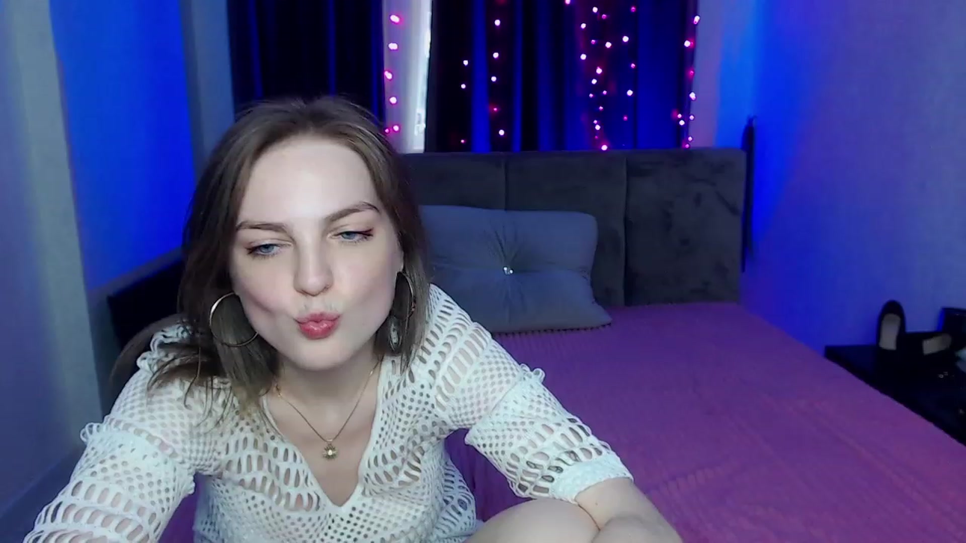 Gallery image thumbnail from Beauty_Mila9's myfreecams stream on, 06/17/2023, 09:21 image 8 of 20