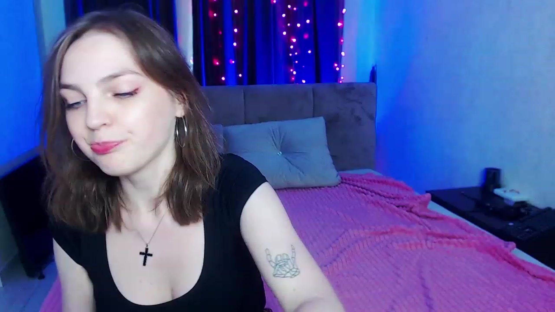 Gallery image thumbnail from Beauty_Mila9's myfreecams stream on, 06/25/2023, 12:46 image 12 of 20