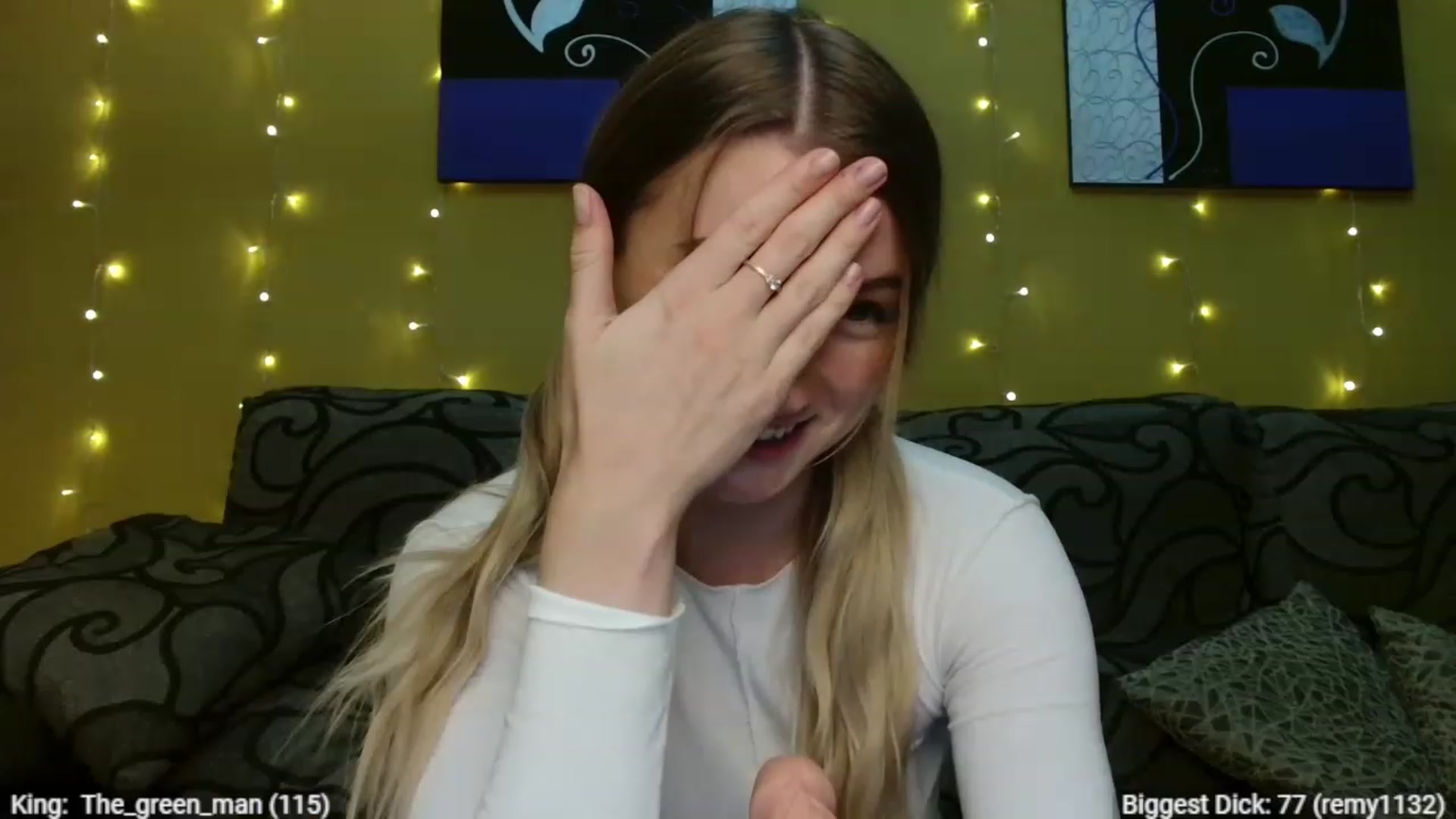 Gallery image thumbnail from Beauty_Milana's myfreecams stream on, 12/30/2022, 18:11 image 5 of 20