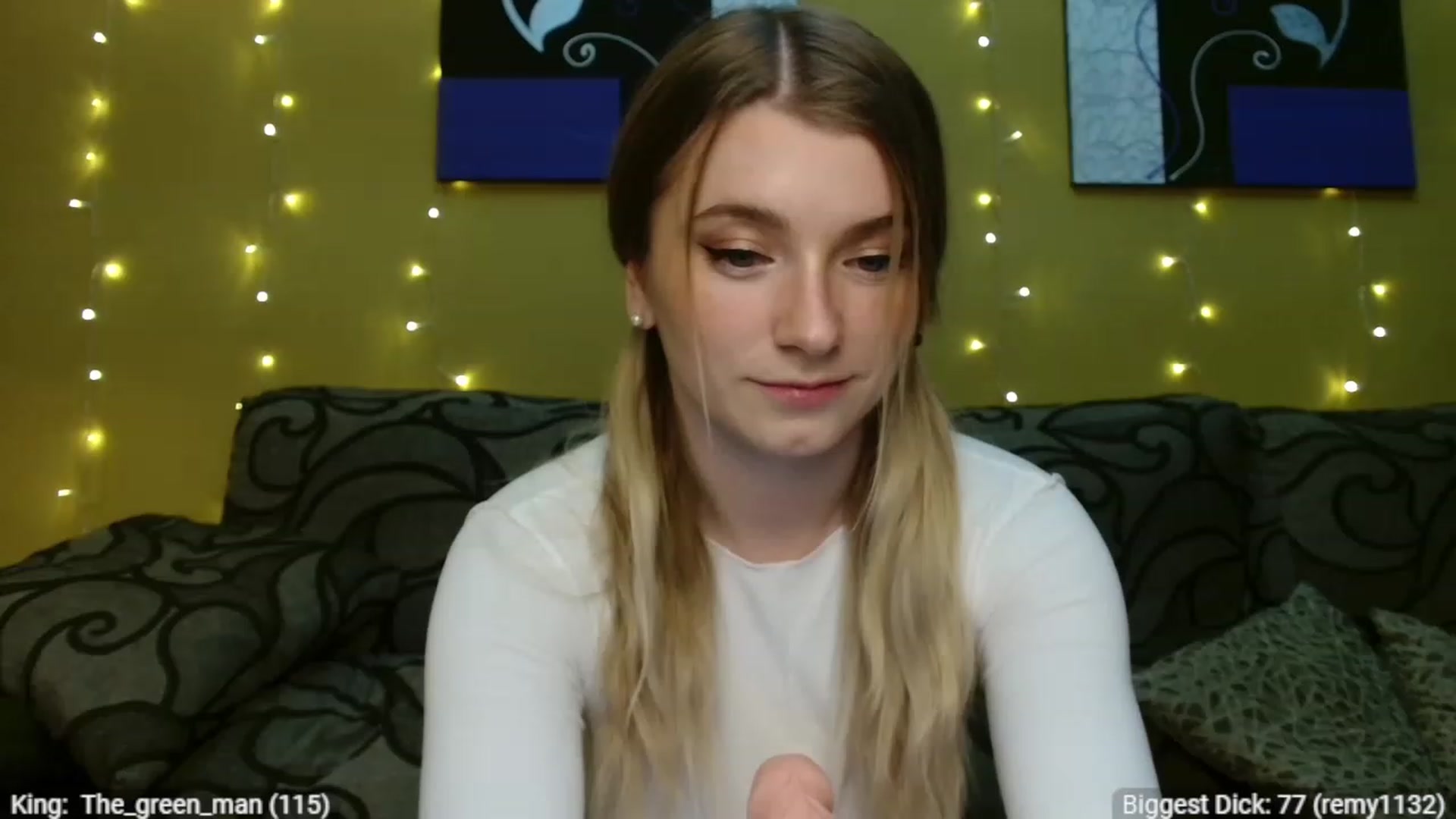 Gallery image thumbnail from Beauty_Milana's myfreecams stream on, 12/30/2022, 18:11 image 8 of 20