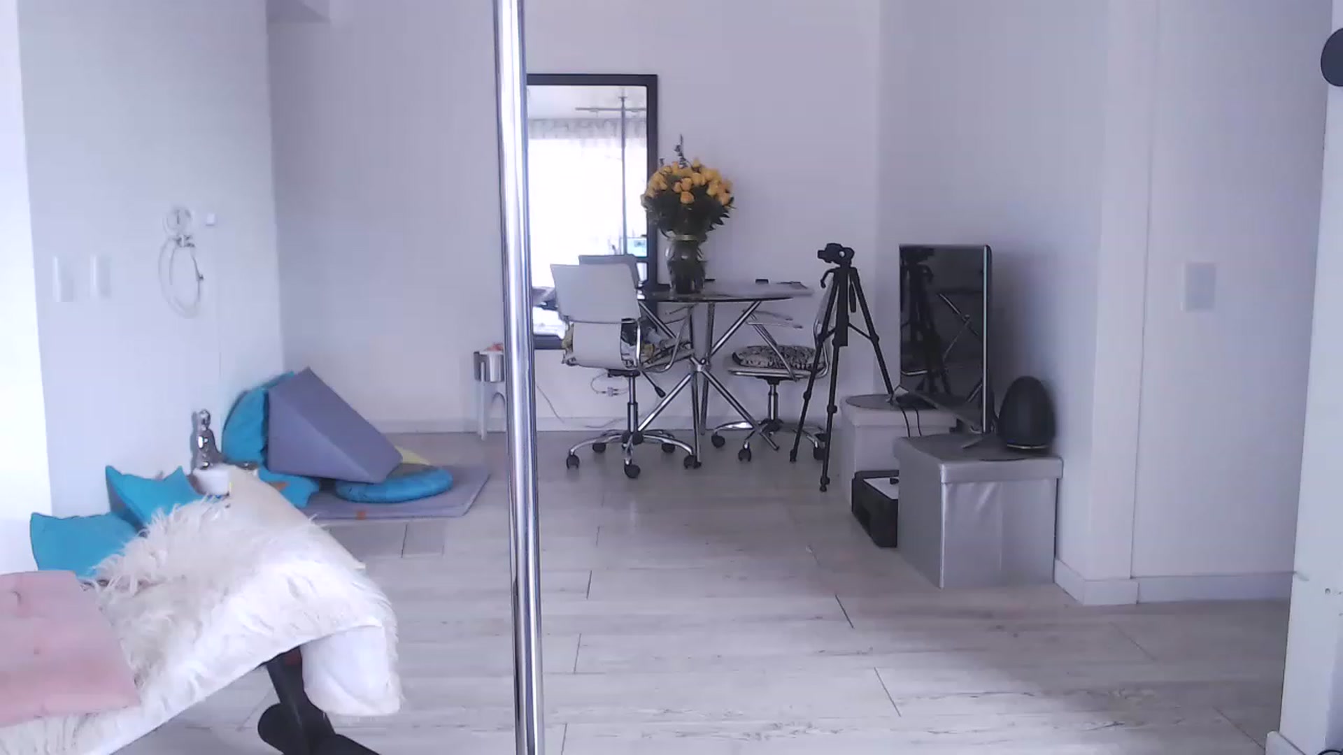 Gallery image thumbnail from Beauty_online's myfreecams stream on, 12/25/2022, 20:43 image 6 of 20