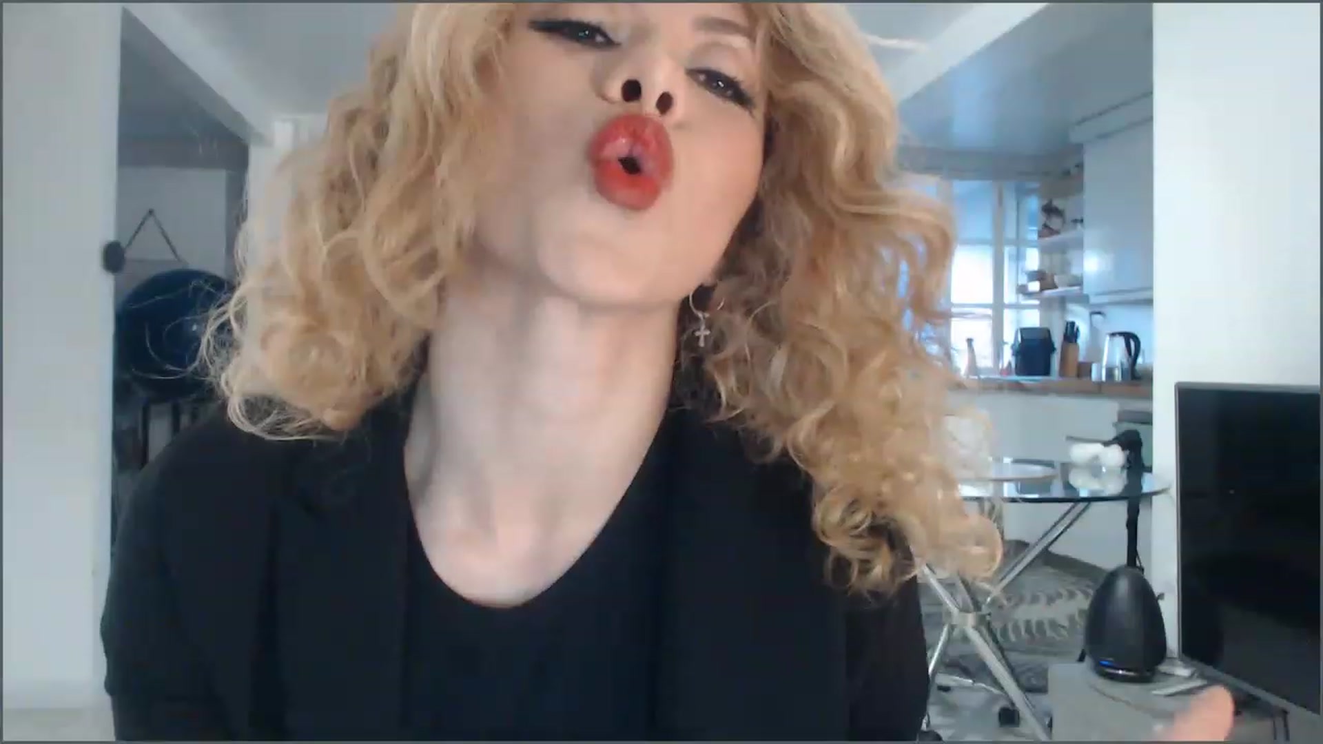 Gallery image thumbnail from Beauty_online's myfreecams stream on, 01/26/2023, 23:14 image 15 of 20