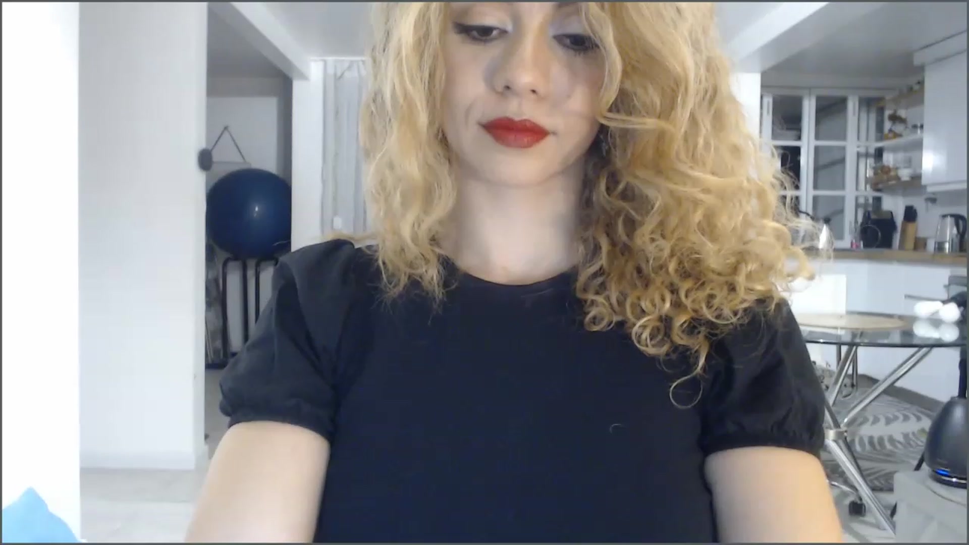 Gallery image thumbnail from Beauty_online's myfreecams stream on, 01/27/2023, 24:41 image 15 of 20