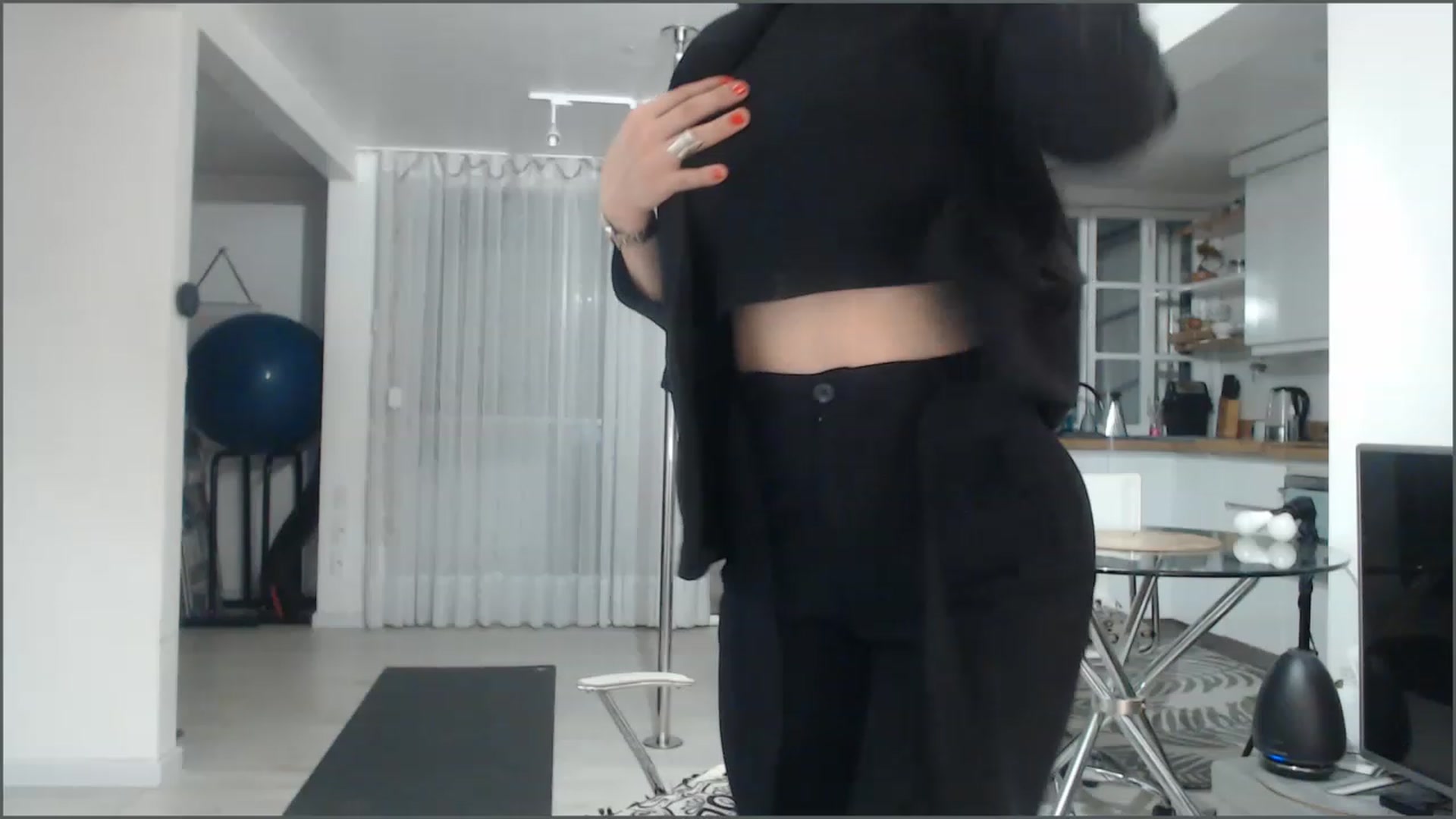 Gallery image thumbnail from Beauty_online's myfreecams stream on, 01/27/2023, 24:41 image 6 of 20