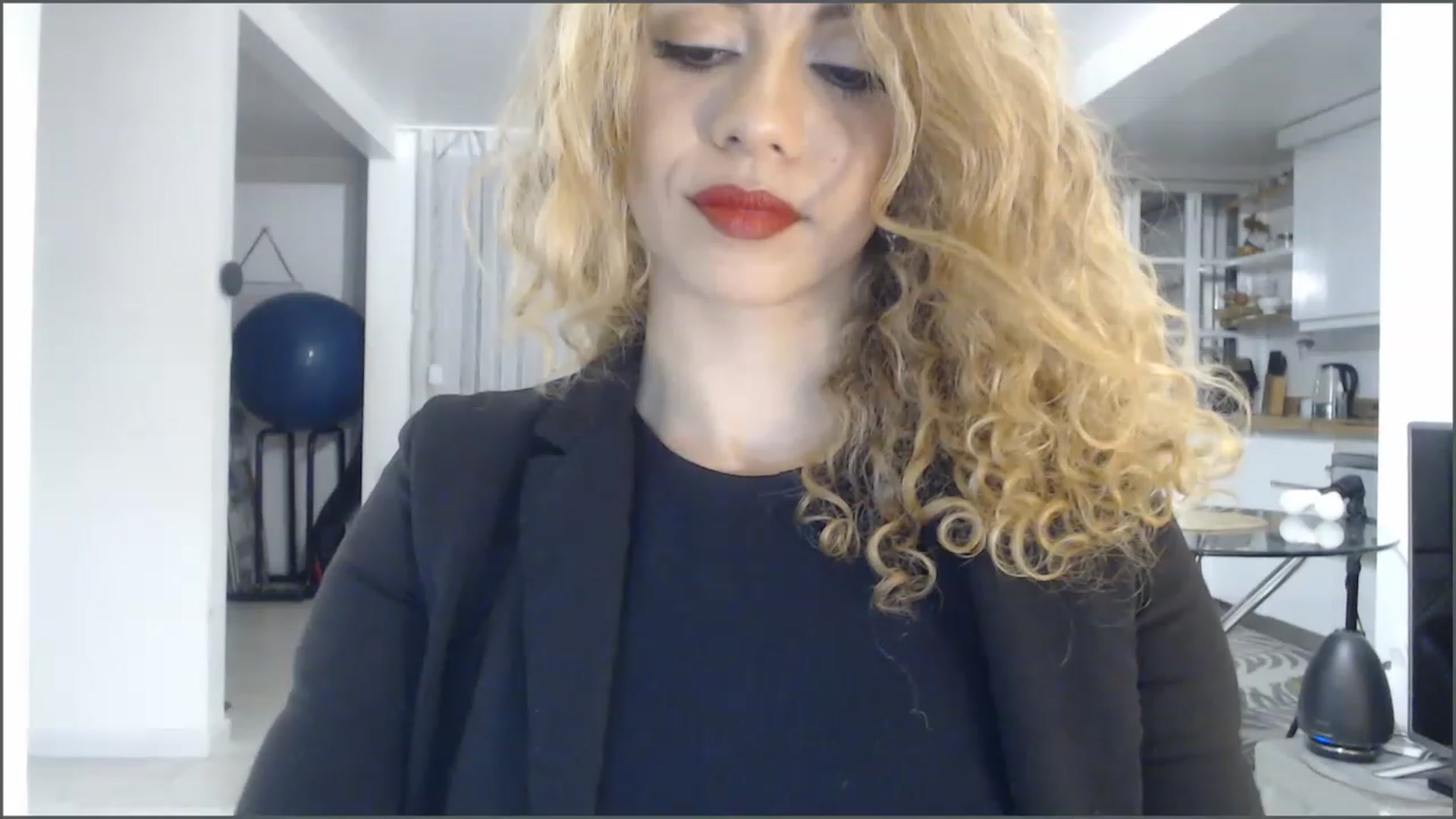 Gallery image thumbnail from Beauty_online's myfreecams stream on, 01/27/2023, 24:41 image 8 of 20