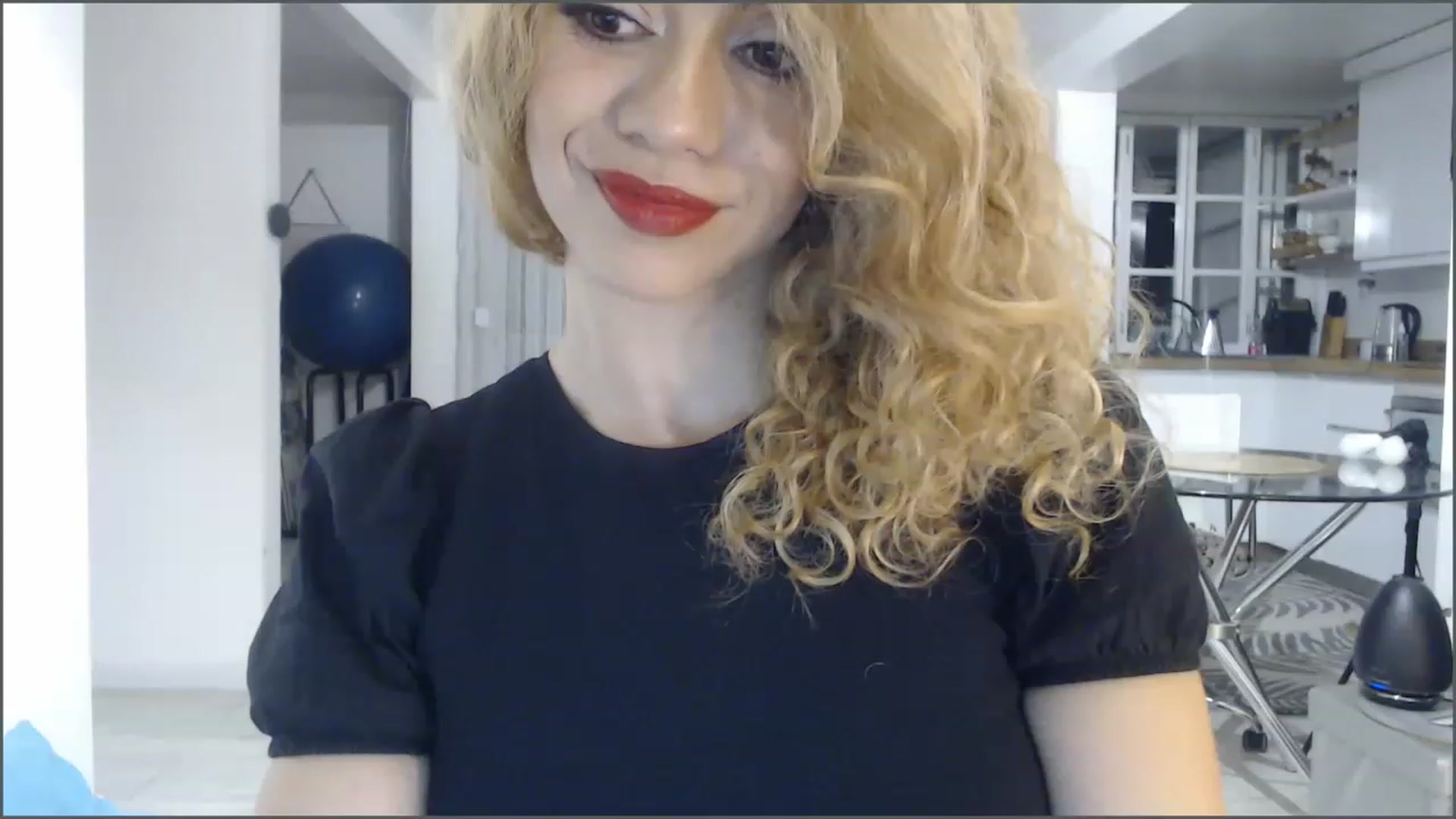 Gallery image thumbnail from Beauty_online's myfreecams stream on, 01/27/2023, 24:41 image 12 of 20