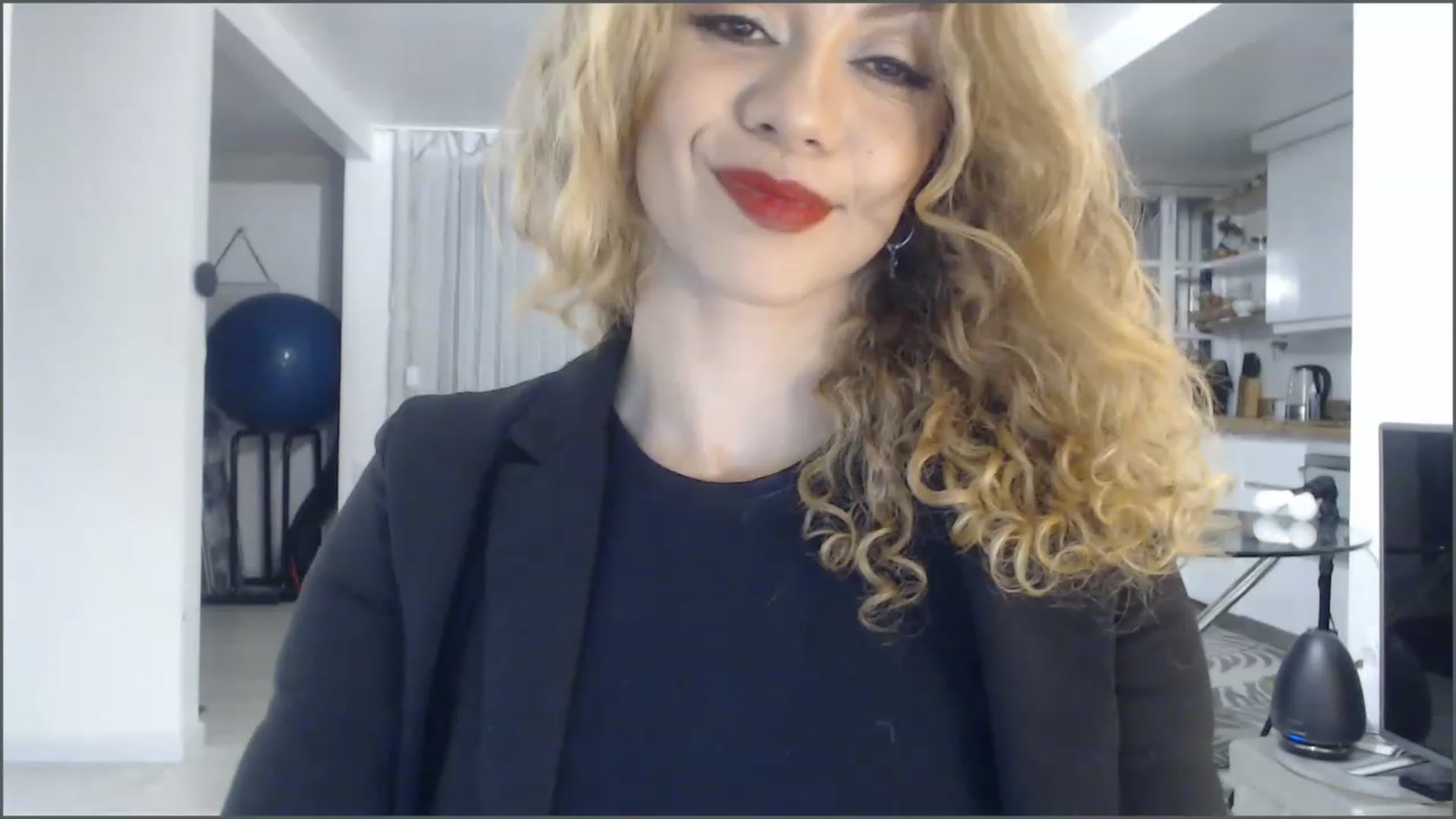 Gallery image thumbnail from Beauty_online's myfreecams stream on, 01/27/2023, 24:41 image 7 of 20