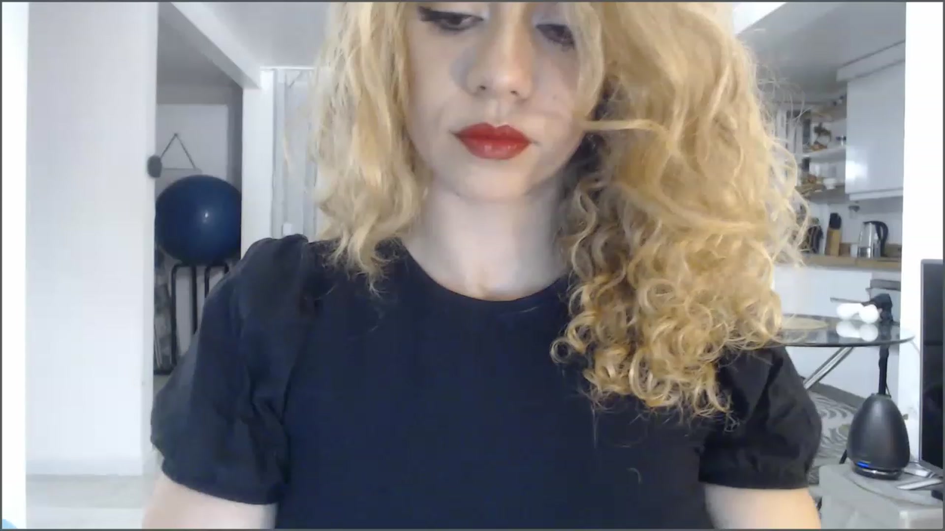 Gallery image thumbnail from Beauty_online's myfreecams stream on, 01/27/2023, 24:41 image 10 of 20