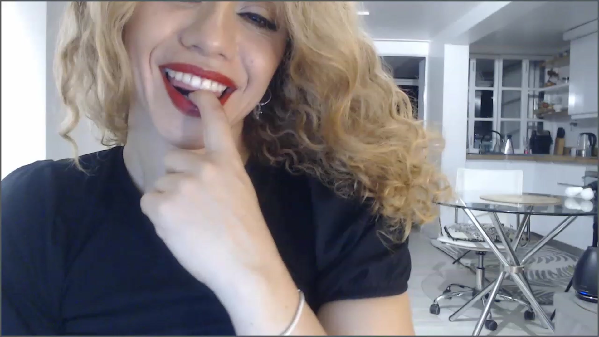 Gallery image thumbnail from Beauty_online's myfreecams stream on, 01/27/2023, 01:46 image 10 of 20
