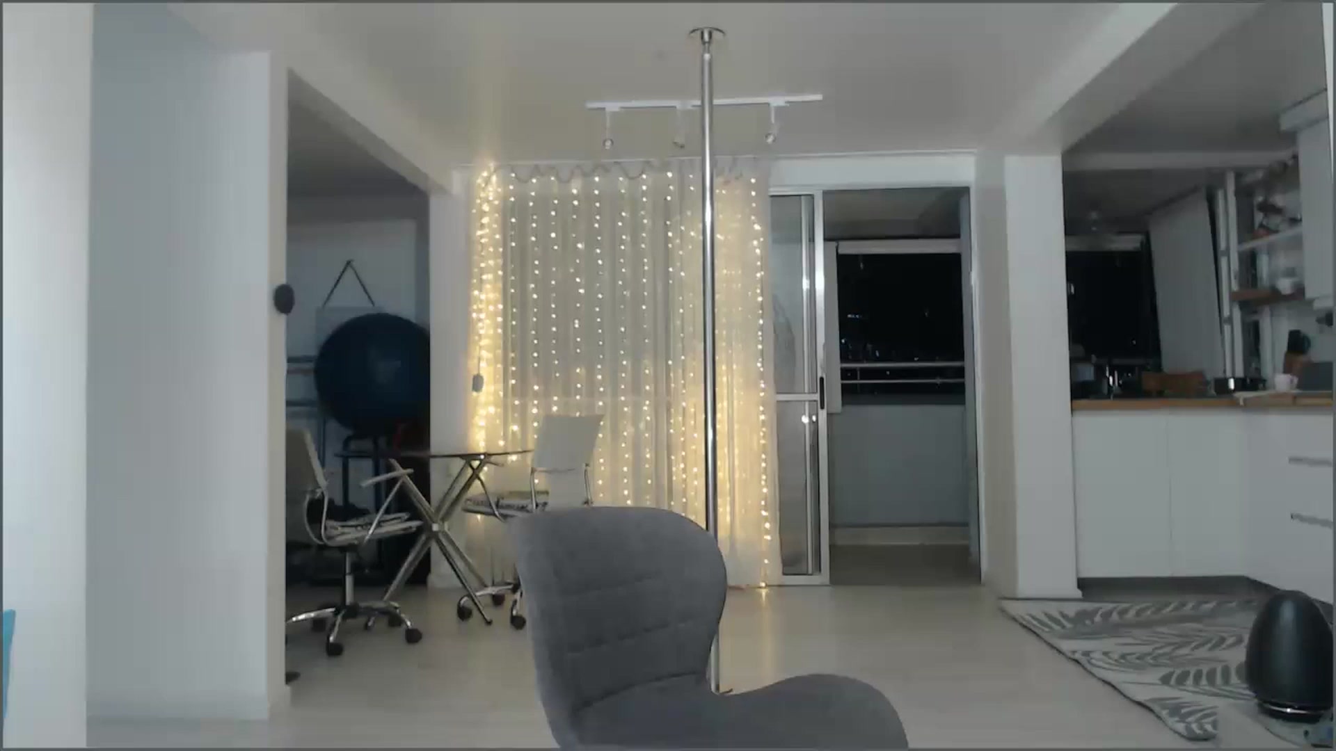Gallery image thumbnail from Beauty_online's myfreecams stream on, 02/08/2023, 24:01 image 20 of 20