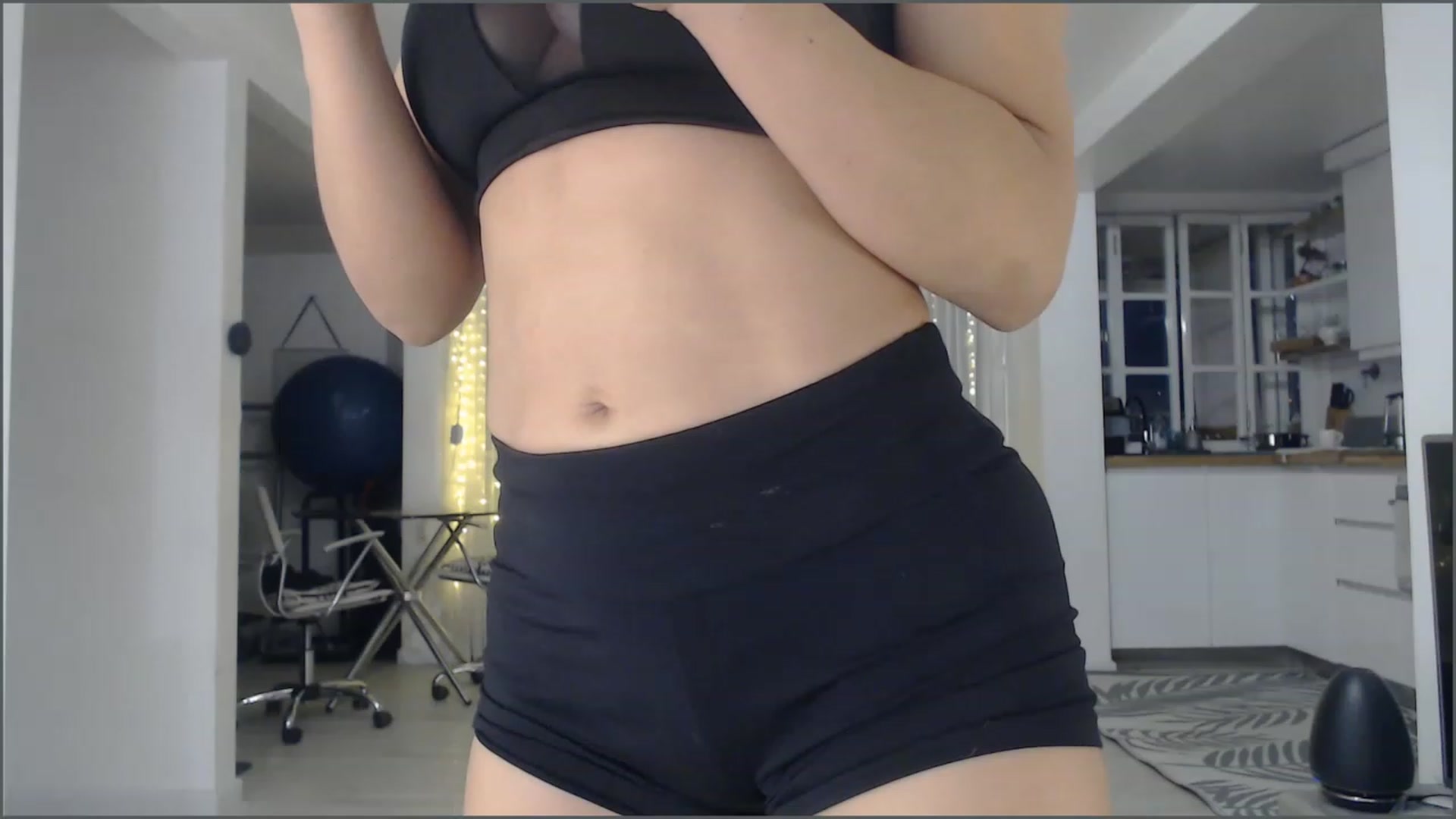 Gallery image thumbnail from Beauty_online's myfreecams stream on, 02/08/2023, 24:01 image 1 of 20