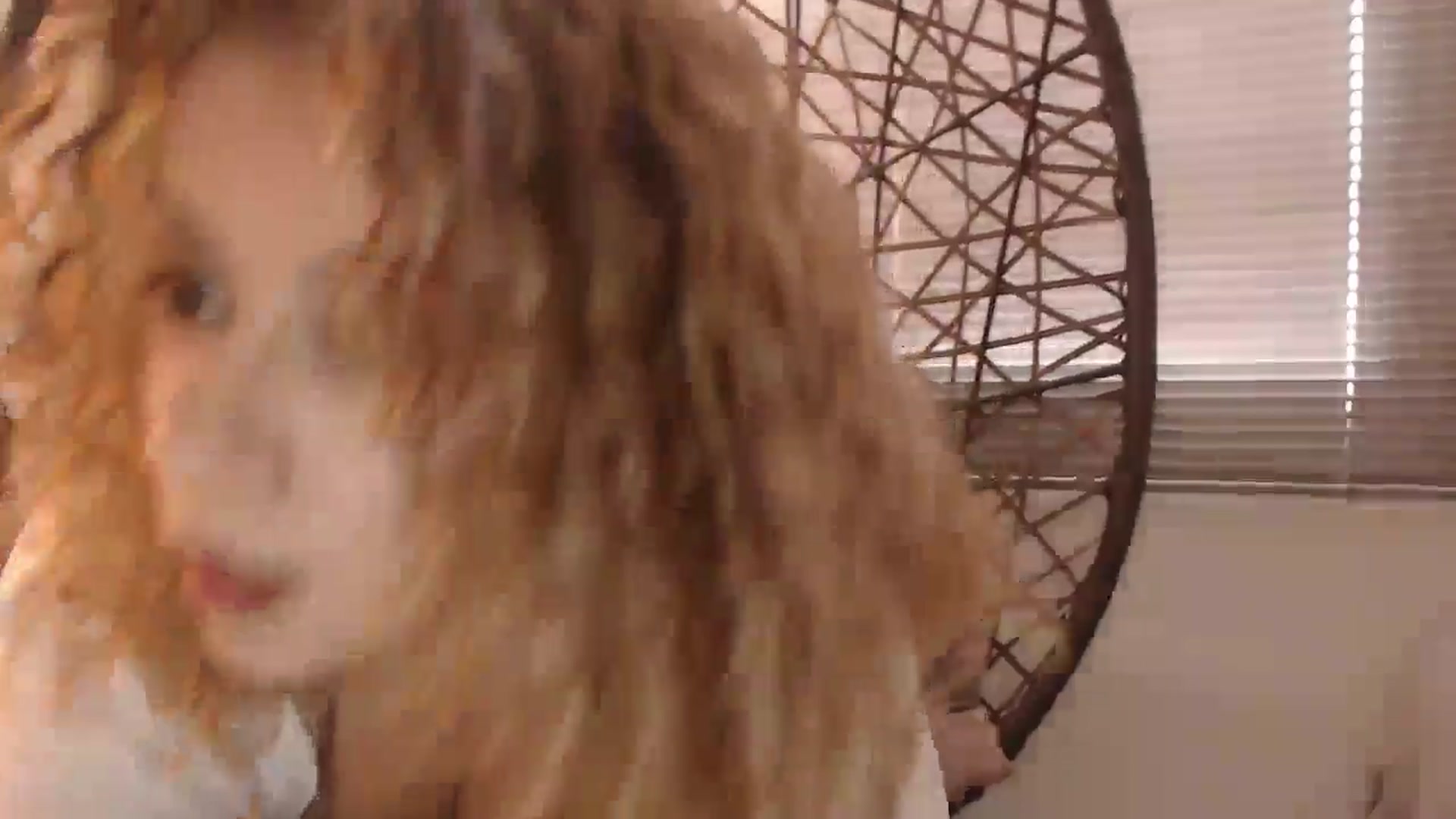 Gallery image thumbnail from Beauty_online's myfreecams stream on, 06/29/2024, 19:46 image 9 of 20