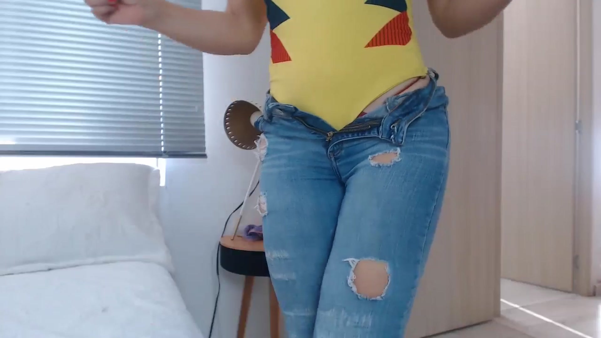 Gallery image thumbnail from Beauty_online's myfreecams stream on, 07/14/2024, 22:10 image 13 of 20