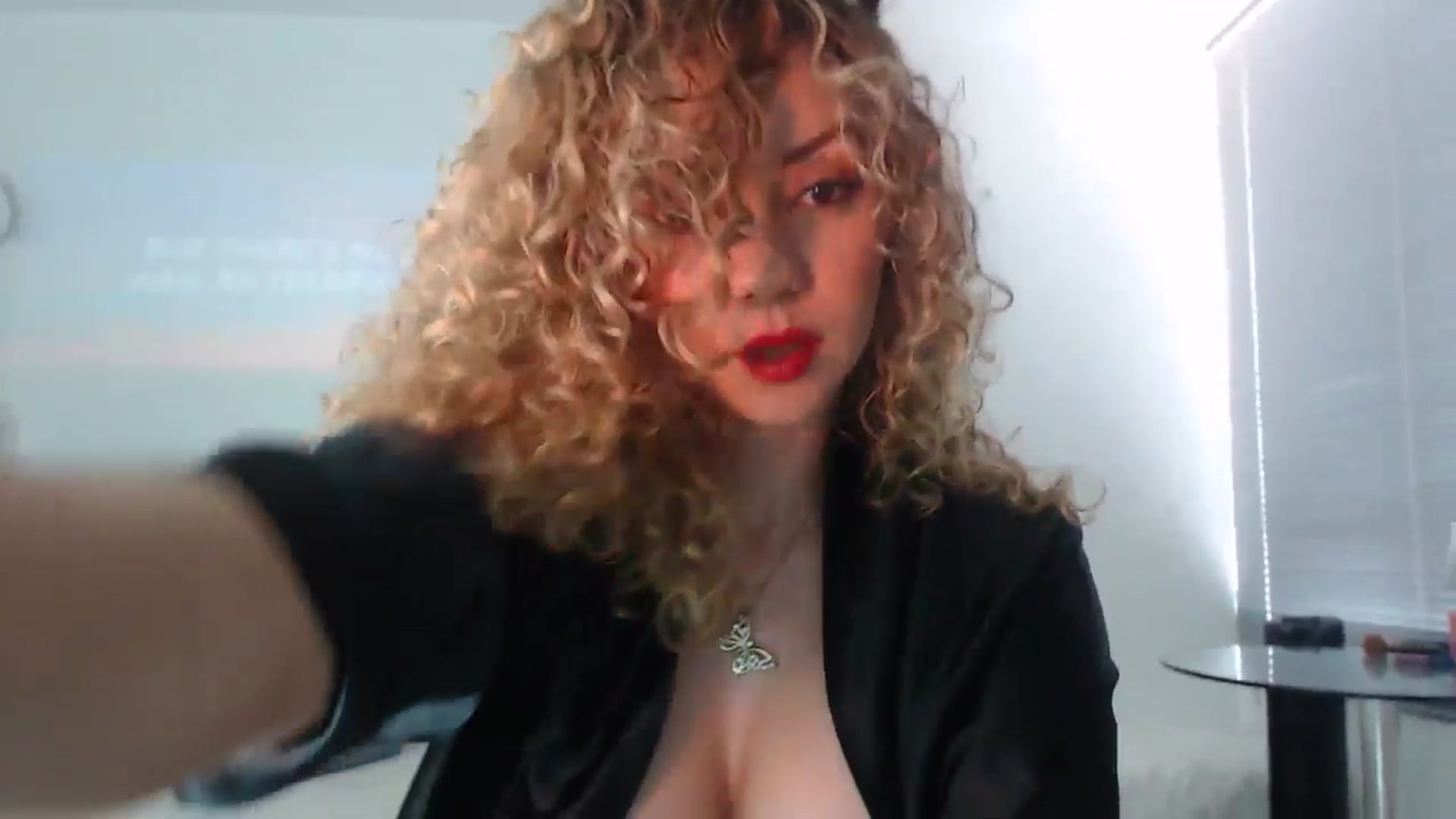 Gallery image thumbnail from Beauty_online's myfreecams stream on, 11/24/2024, 19:33 image 7 of 20