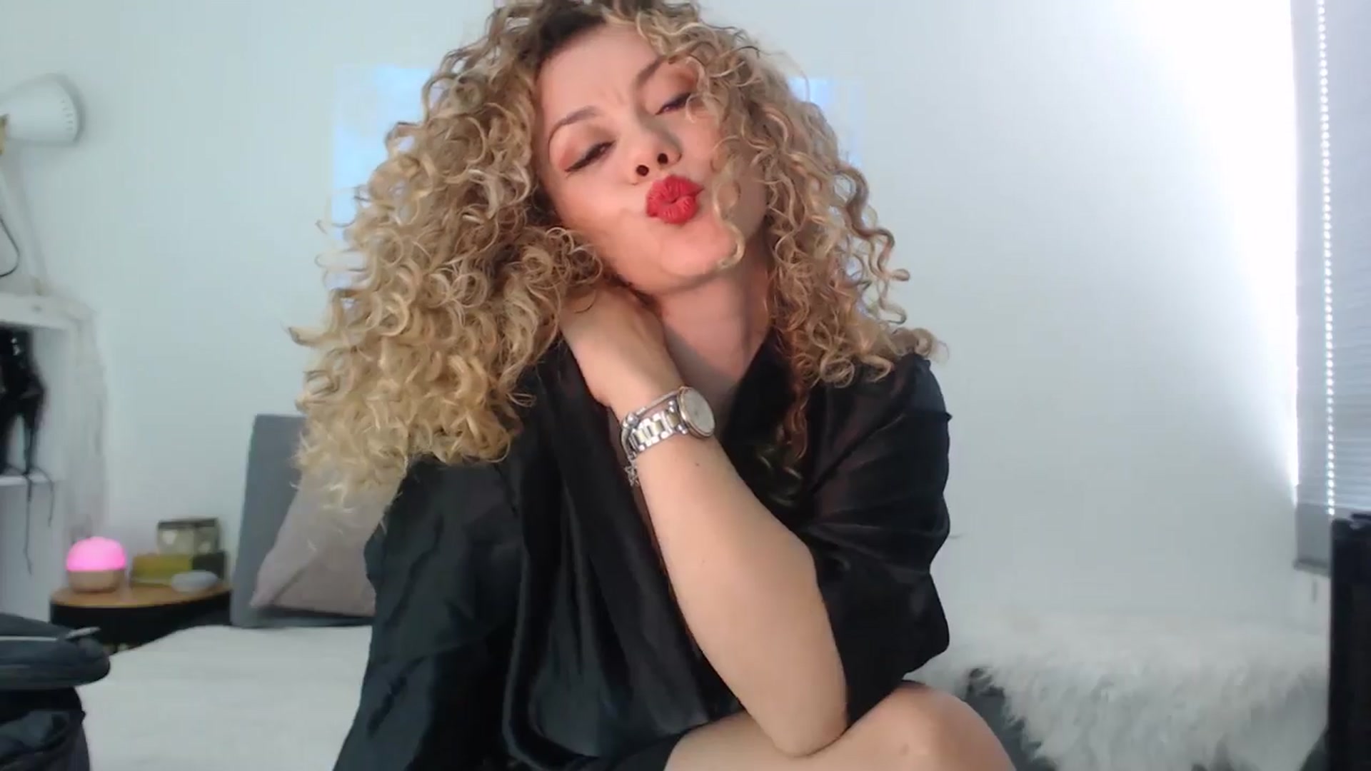 Gallery image thumbnail from Beauty_online's myfreecams stream on, 11/24/2024, 20:45 image 11 of 20