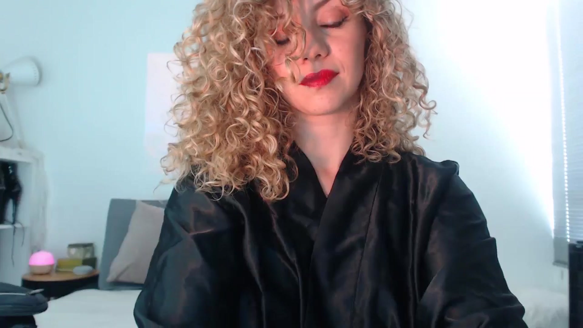 Gallery image thumbnail from Beauty_online's myfreecams stream on, 11/24/2024, 20:45 image 17 of 20