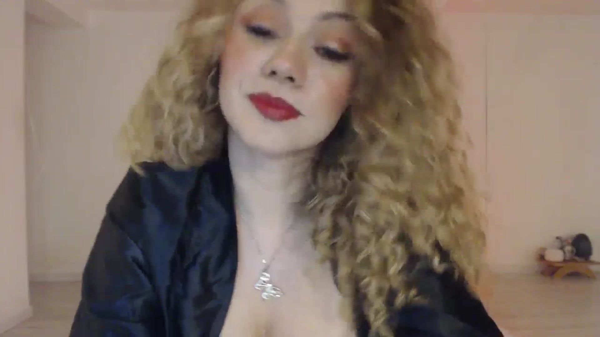 Gallery image thumbnail from Beauty_online's myfreecams stream on, 11/29/2024, 01:46 image 5 of 20