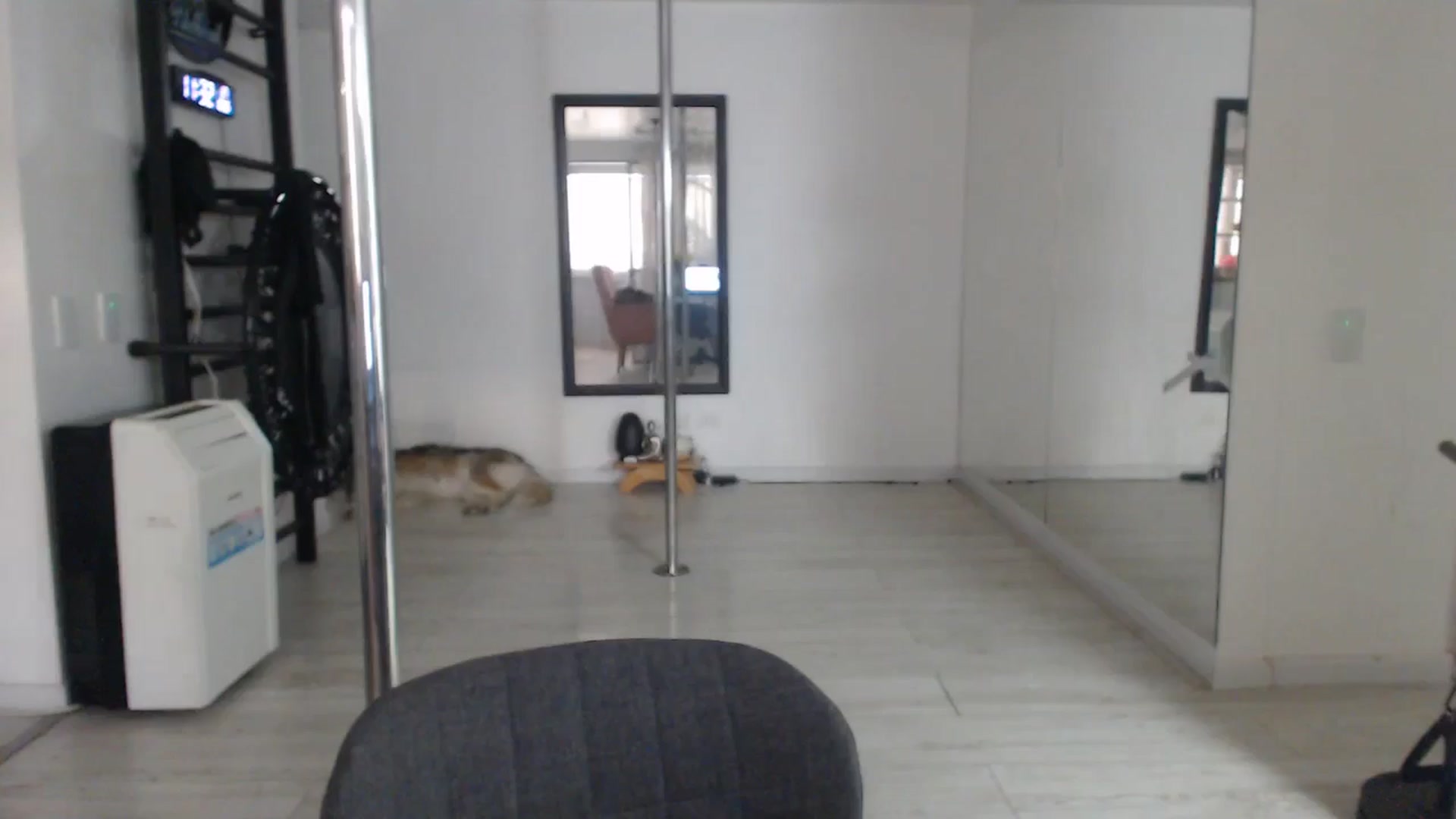 Gallery image thumbnail from Beauty_online's myfreecams stream on, 04/16/2025, 22:53 image 6 of 20