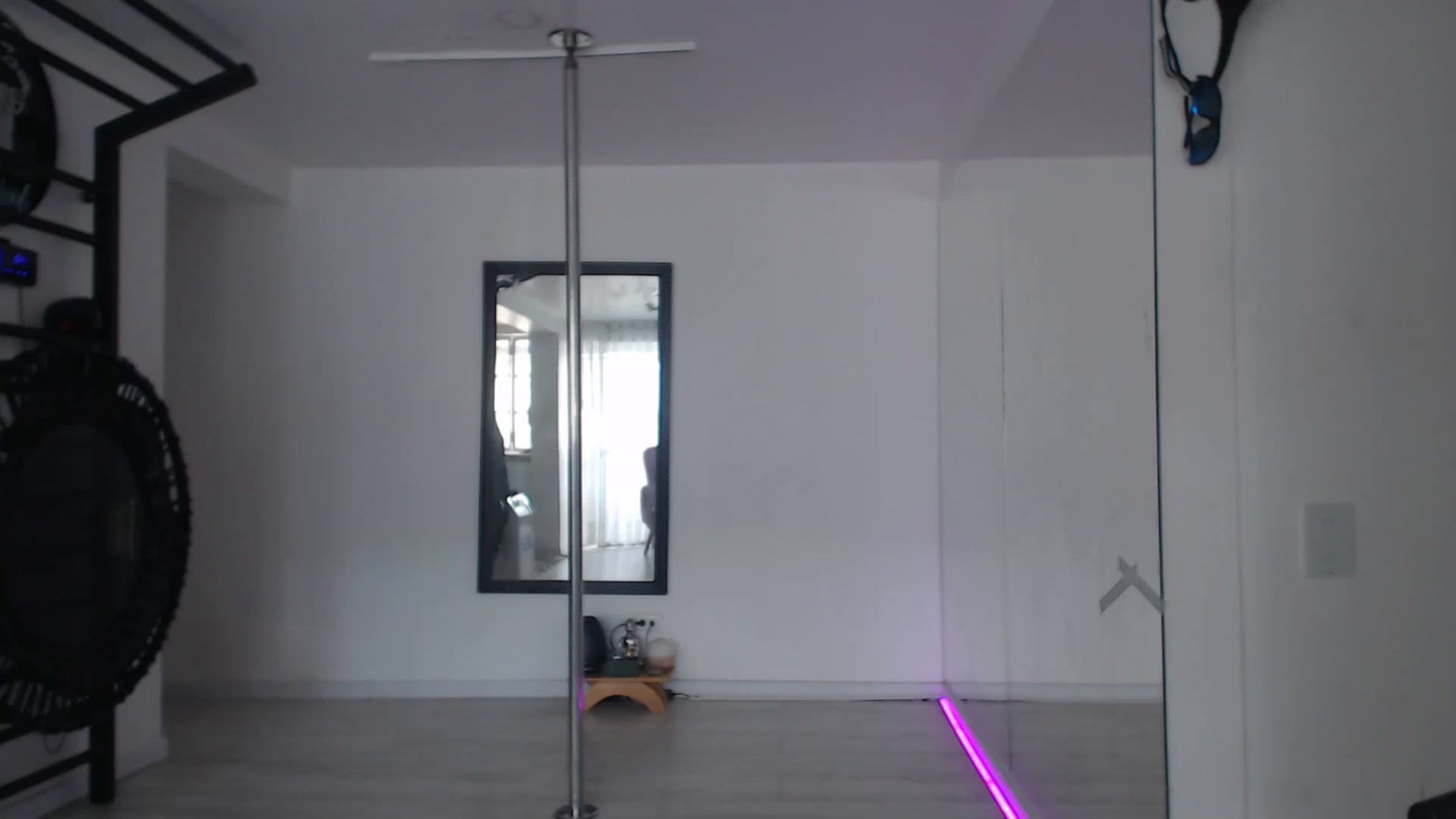Gallery image thumbnail from Beauty_online's myfreecams stream on, 05/03/2025, 18:20 image 3 of 20