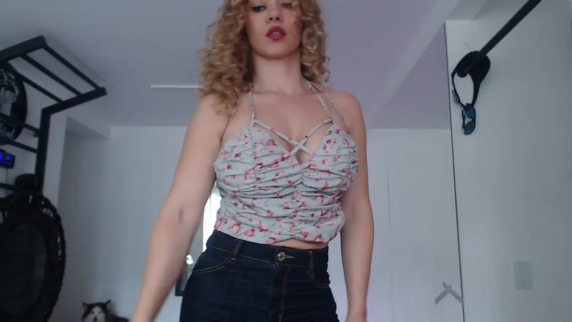 Gallery image thumbnail from Beauty_online's myfreecams stream on, 05/03/2025, 20:42 image 16 of 20