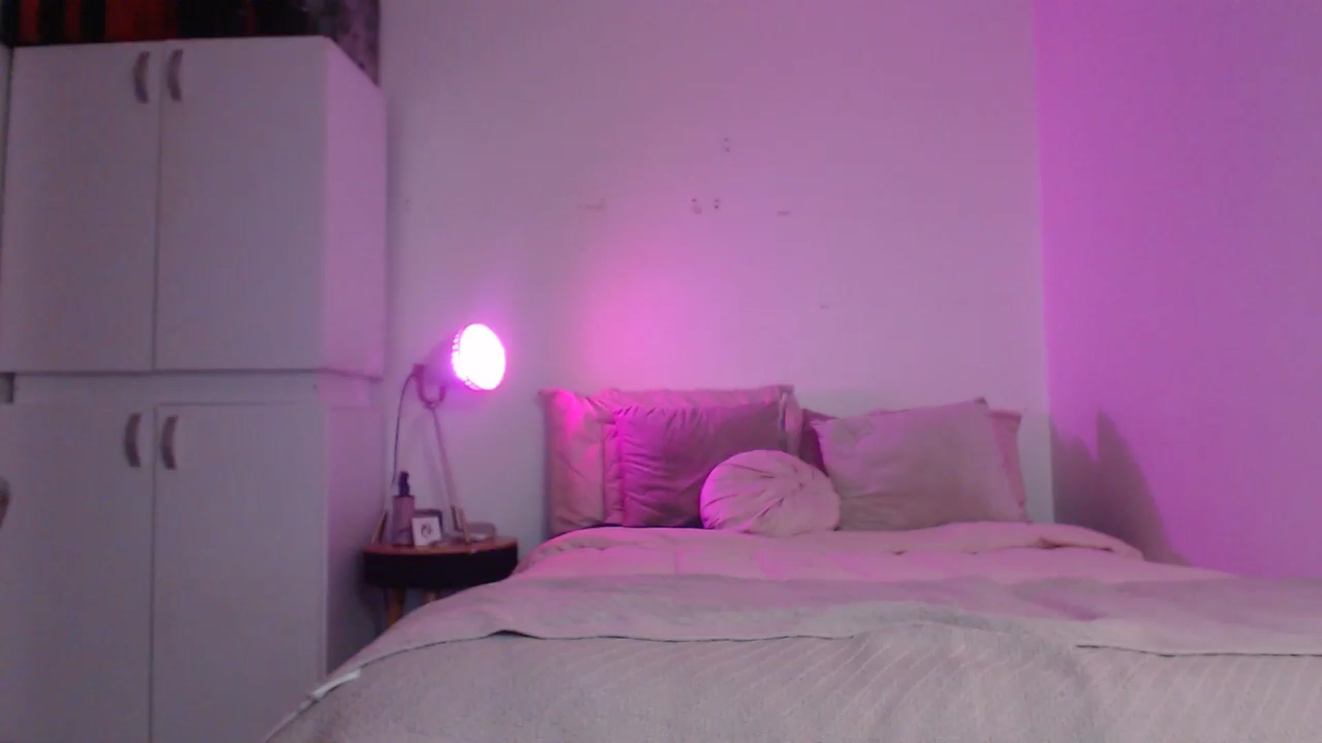 Gallery image thumbnail from Beauty_online's myfreecams stream on, 06/22/2025, 23:53 image 16 of 20