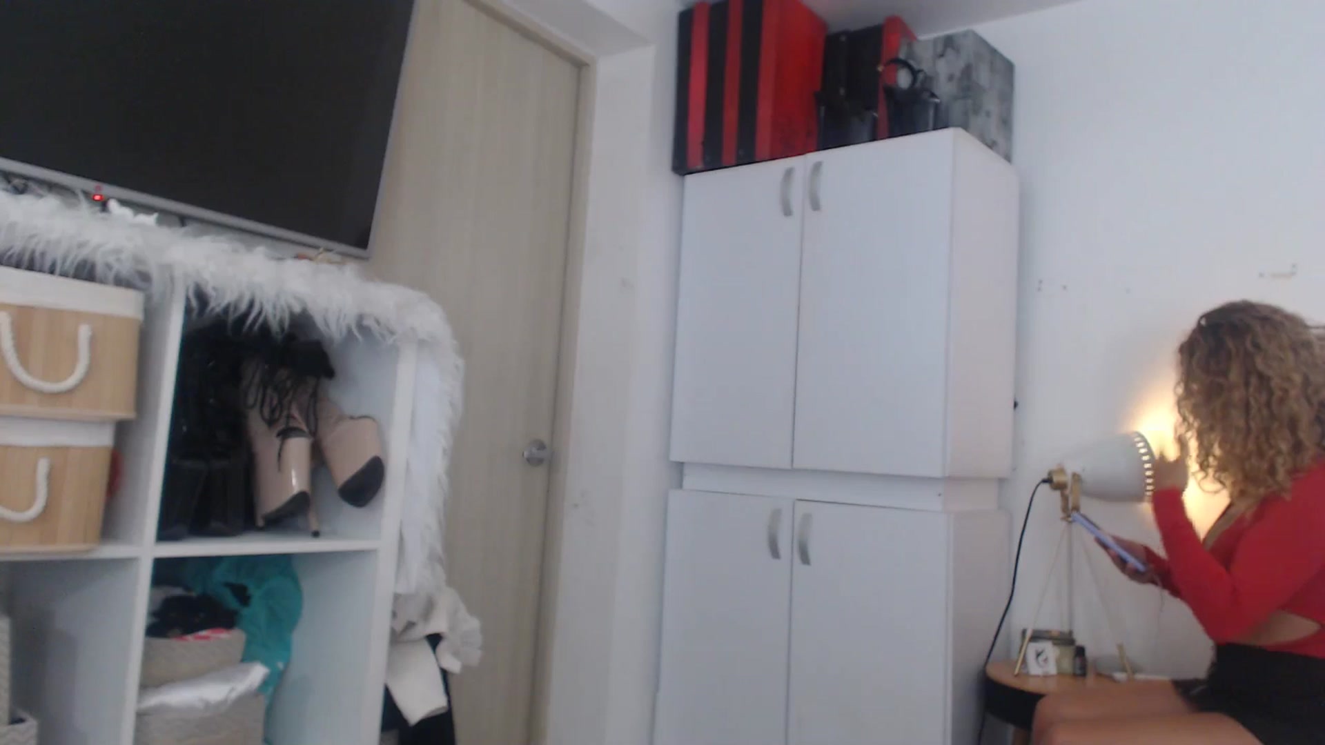 Gallery image thumbnail from Beauty_online's myfreecams stream on, 06/26/2025, 19:30 image 13 of 20