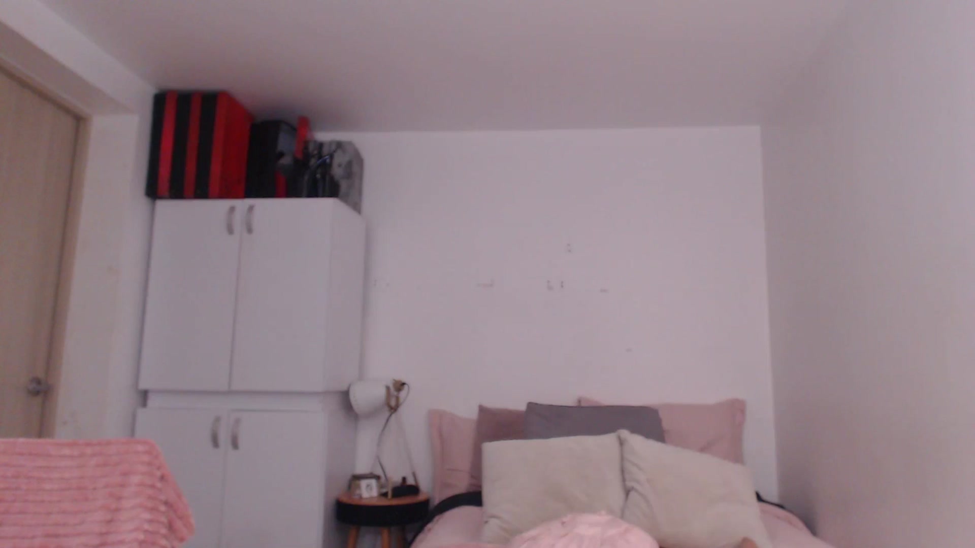 Gallery image thumbnail from Beauty_online's myfreecams stream on, 06/28/2025, 16:51 image 14 of 20