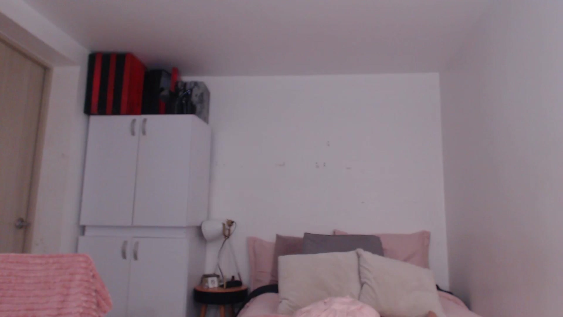 Gallery image thumbnail from Beauty_online's myfreecams stream on, 06/28/2025, 16:51 image 12 of 20